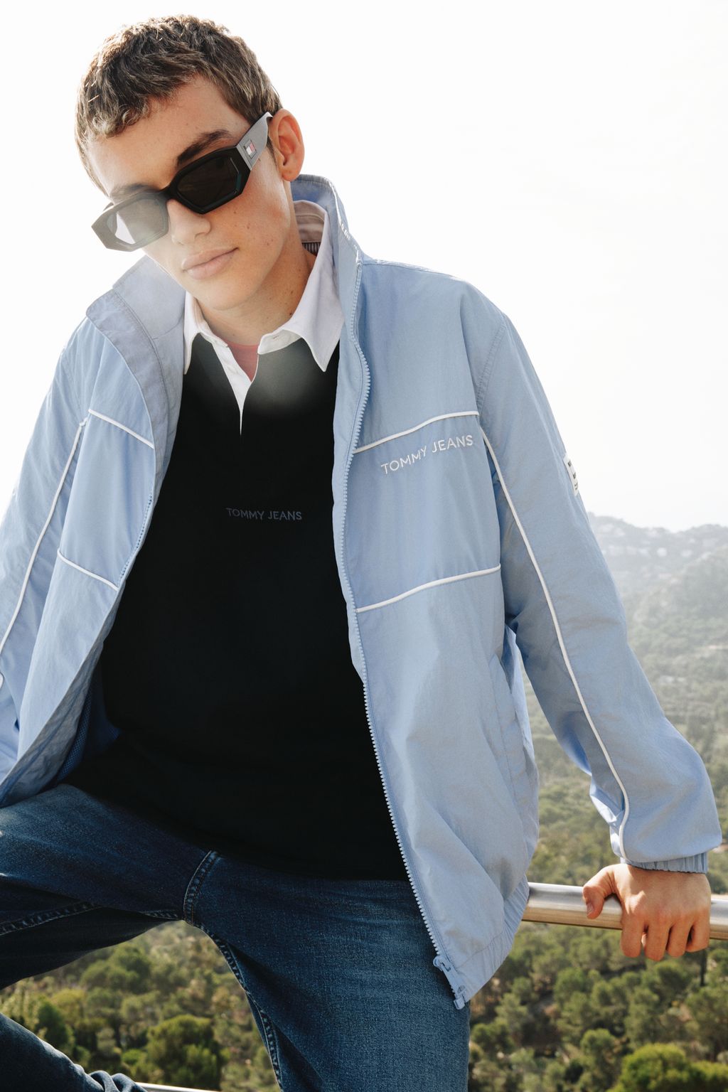 Fashion Week New York Spring/Summer 2024 look 6 from the Tommy Jeans collection womenswear