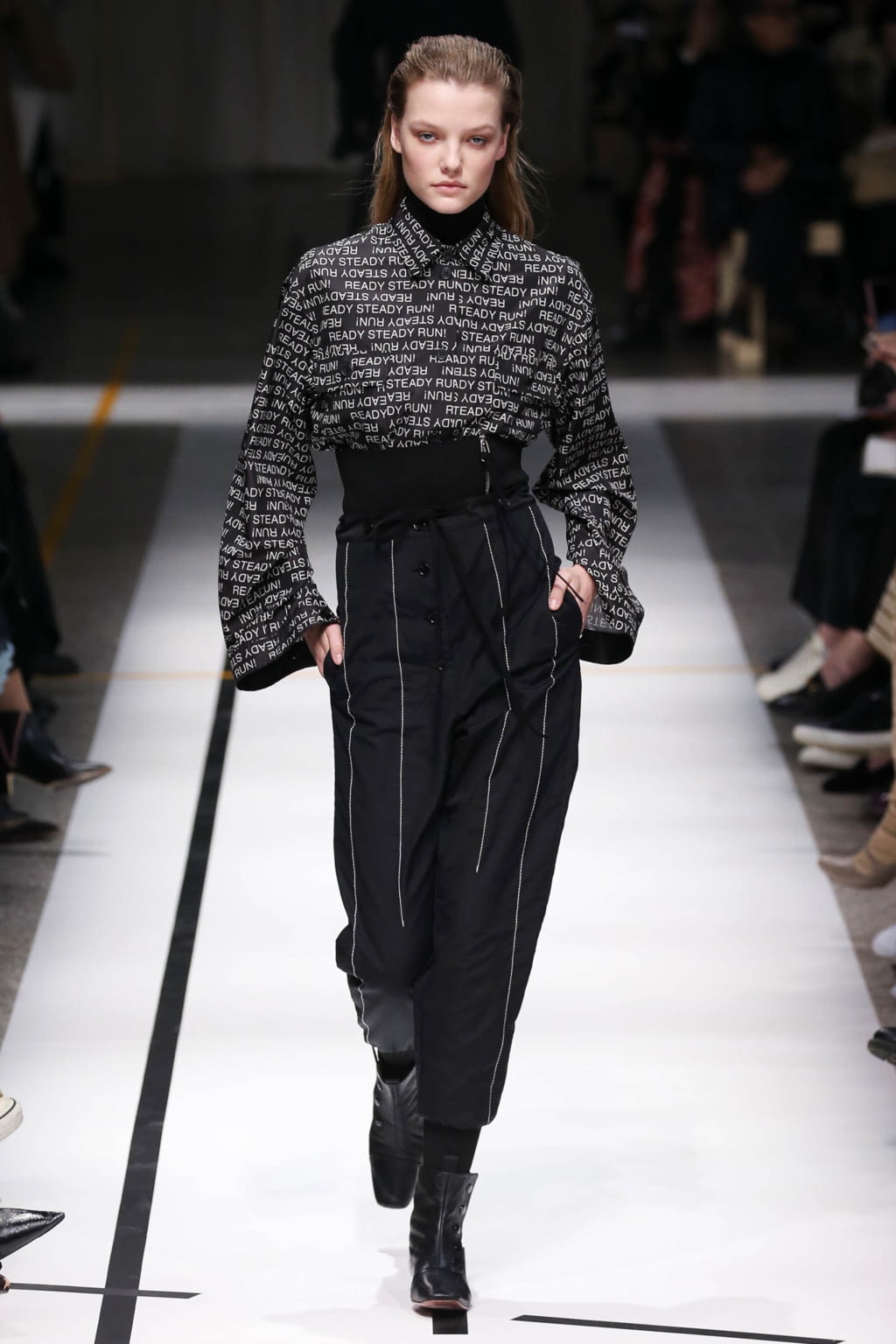 Fashion Week Milan Fall/Winter 2017 look 13 from the Sportmax collection 女装