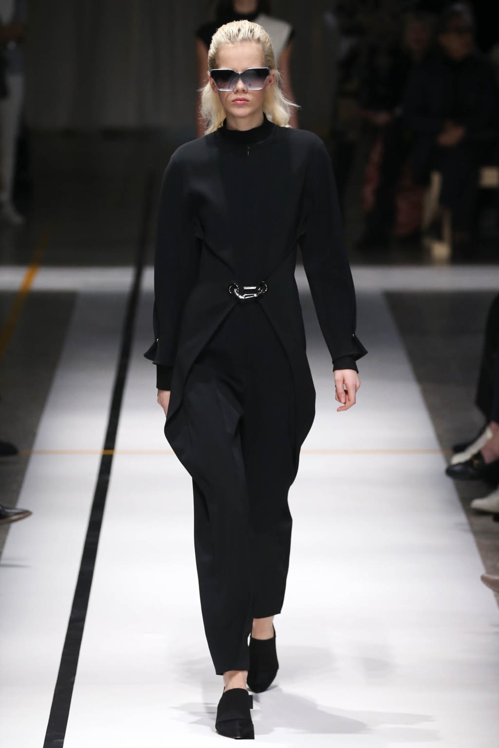 Fashion Week Milan Fall/Winter 2017 look 37 from the Sportmax collection womenswear