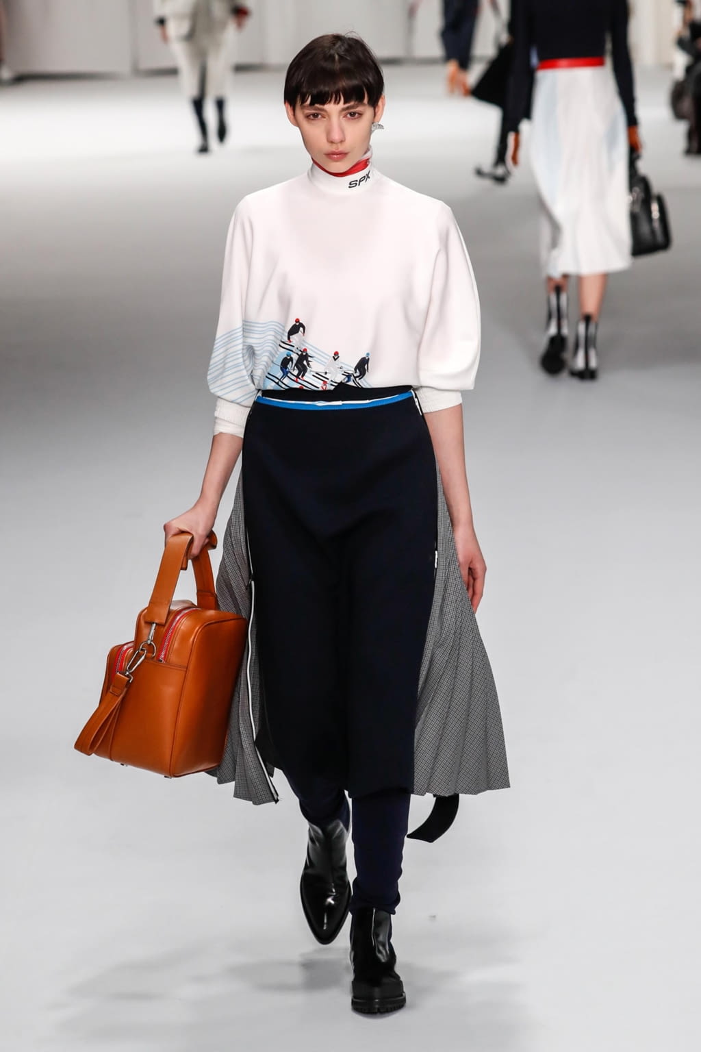 Fashion Week Milan Fall/Winter 2018 look 39 from the Sportmax collection womenswear