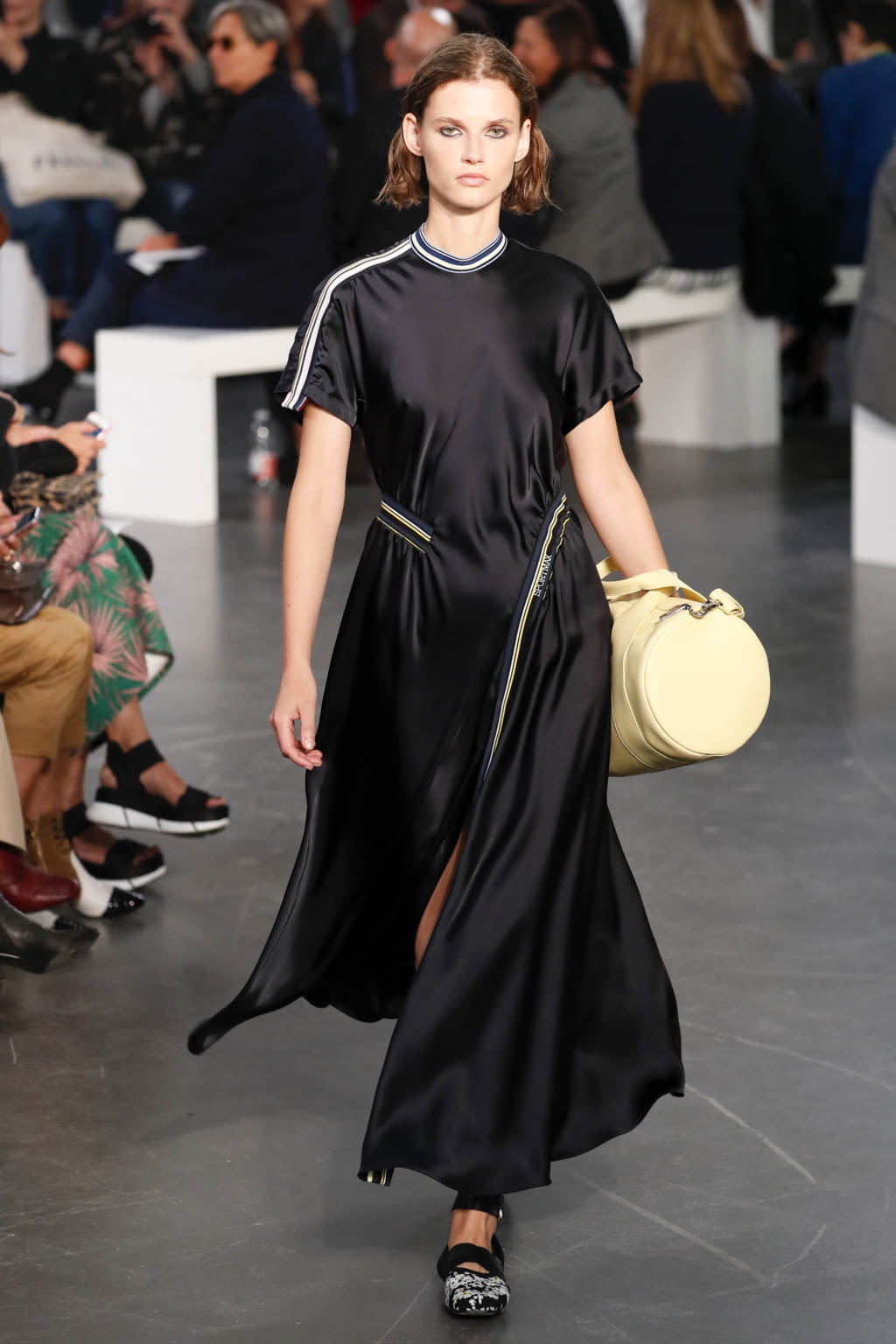 Fashion Week Milan Spring/Summer 2018 look 4 from the Sportmax collection womenswear