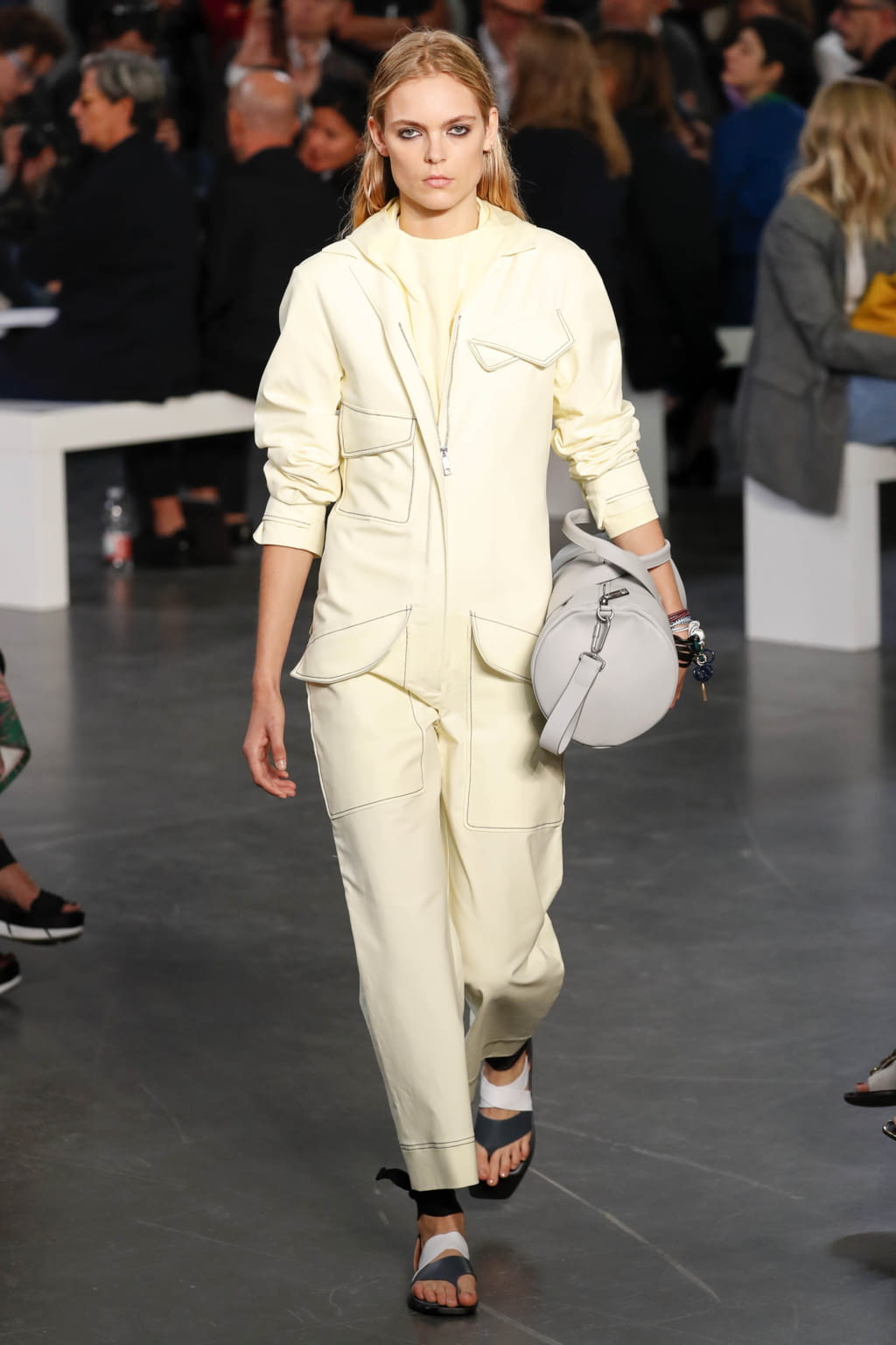 Fashion Week Milan Spring/Summer 2018 look 15 from the Sportmax collection womenswear
