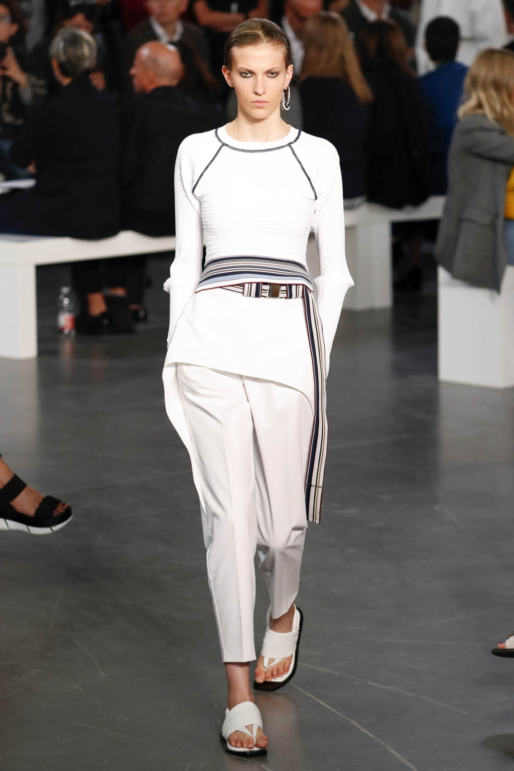 Fashion Week Milan Spring/Summer 2018 look 22 from the Sportmax collection womenswear