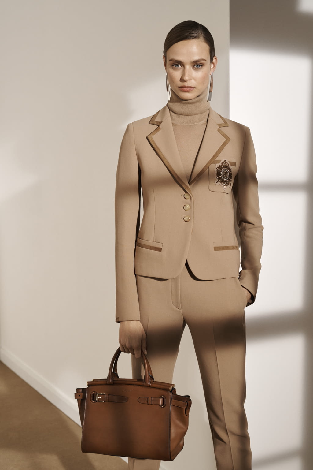 Fashion Week New York Pre-Fall 2019 look 12 from the Ralph Lauren collection womenswear