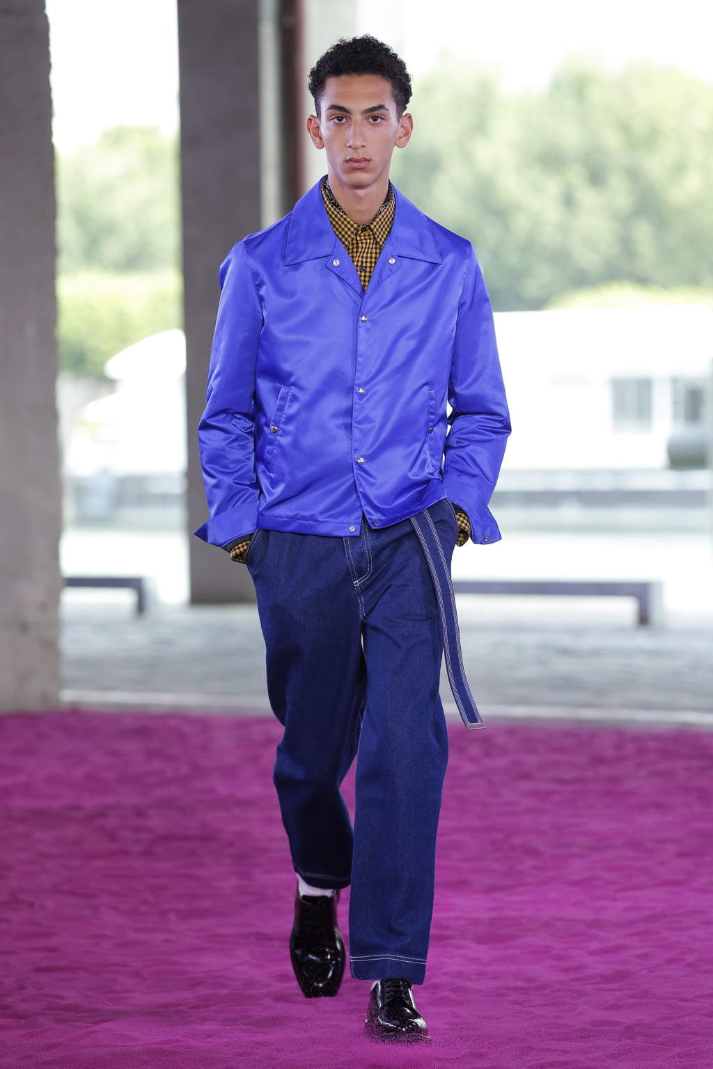 Fashion Week Paris Spring/Summer 2018 look 7 from the Ami collection menswear