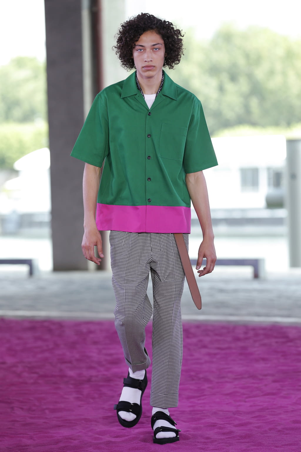 Fashion Week Paris Spring/Summer 2018 look 12 from the Ami collection menswear