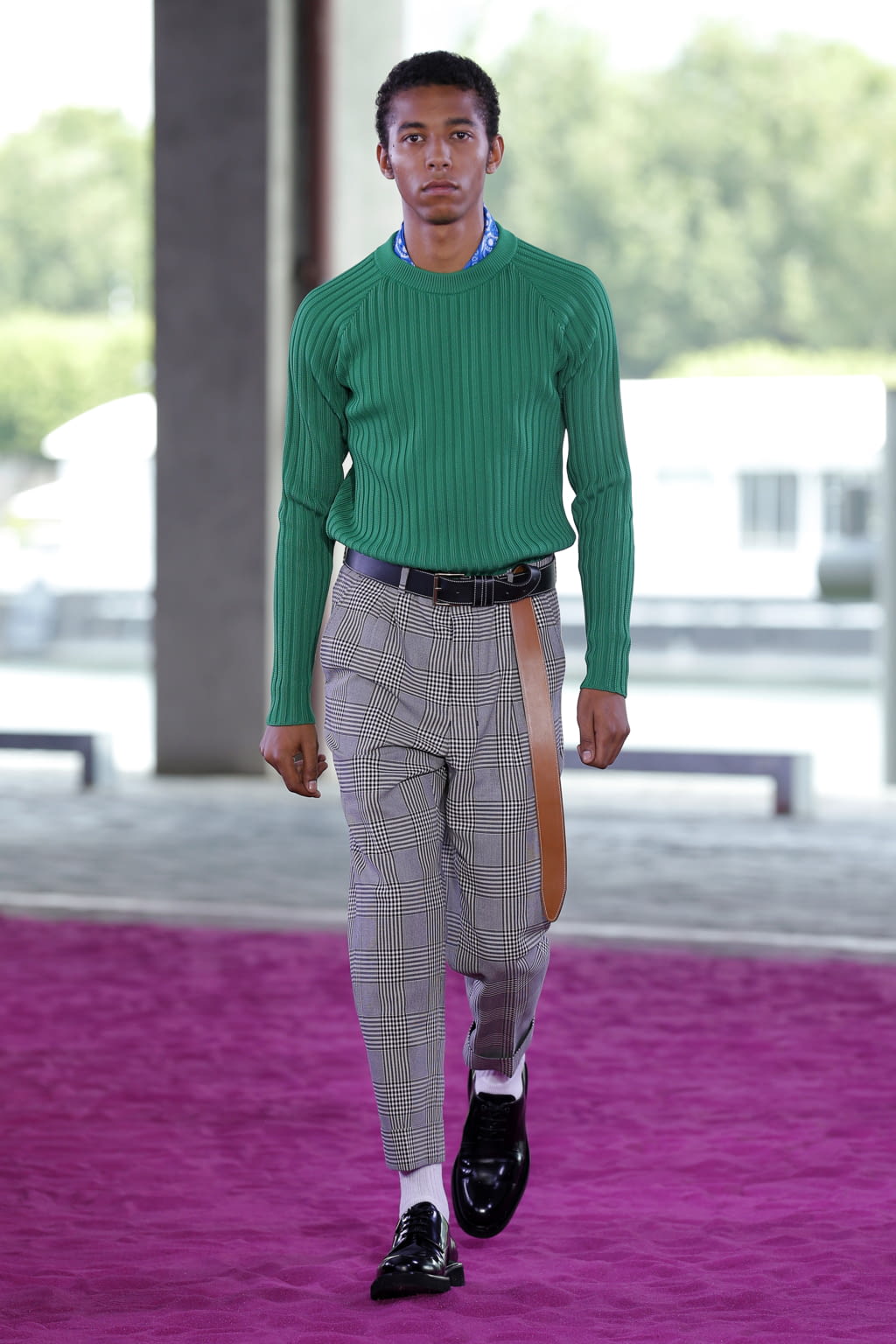 Fashion Week Paris Spring/Summer 2018 look 15 from the Ami collection menswear