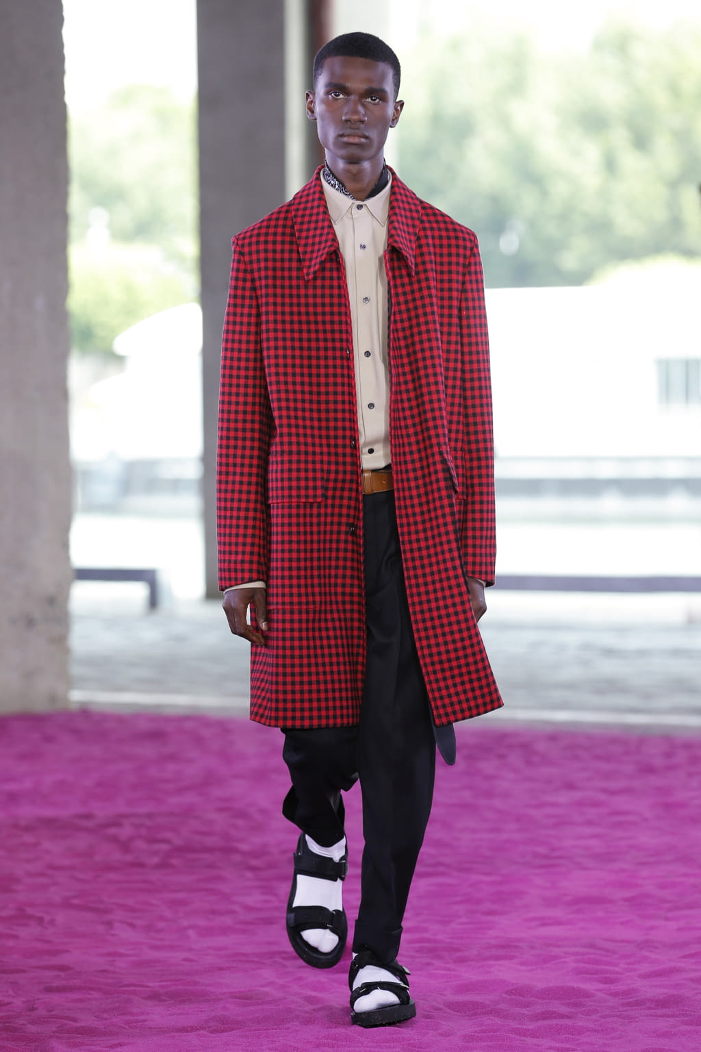 Fashion Week Paris Spring/Summer 2018 look 28 from the Ami collection menswear
