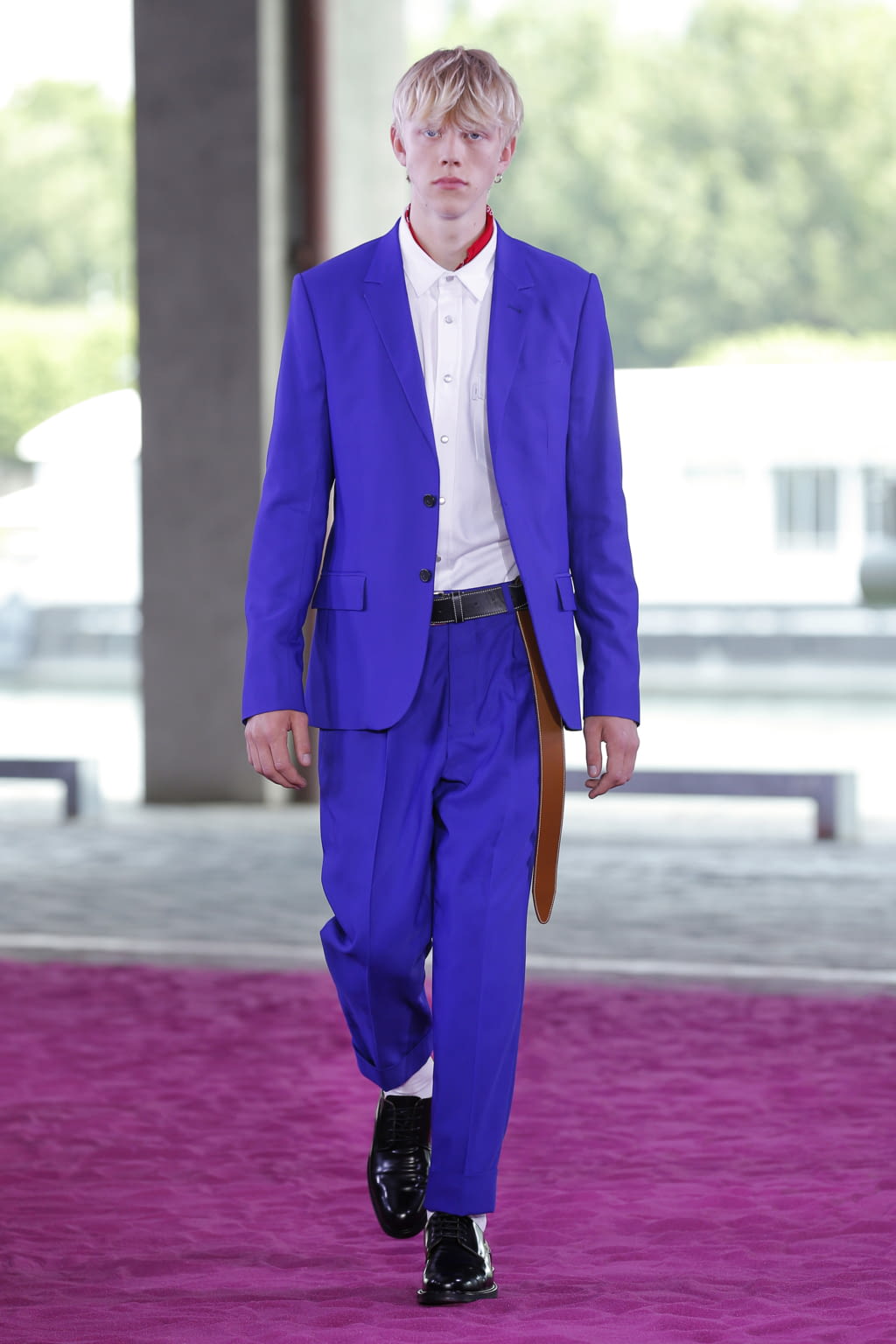 Fashion Week Paris Spring/Summer 2018 look 32 from the Ami collection menswear