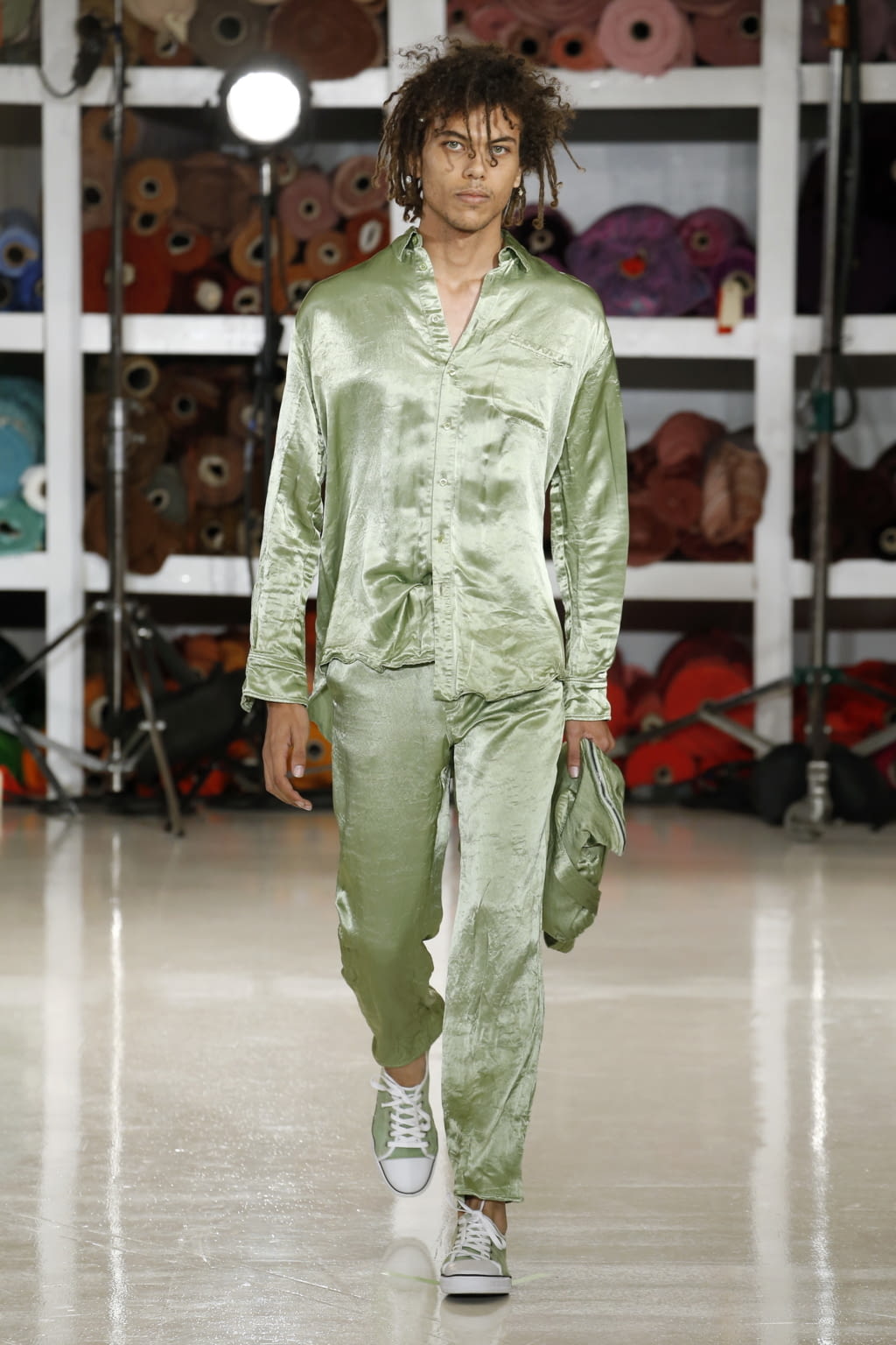 Fashion Week New York Spring/Summer 2018 look 34 from the Sies Marjan collection 女装
