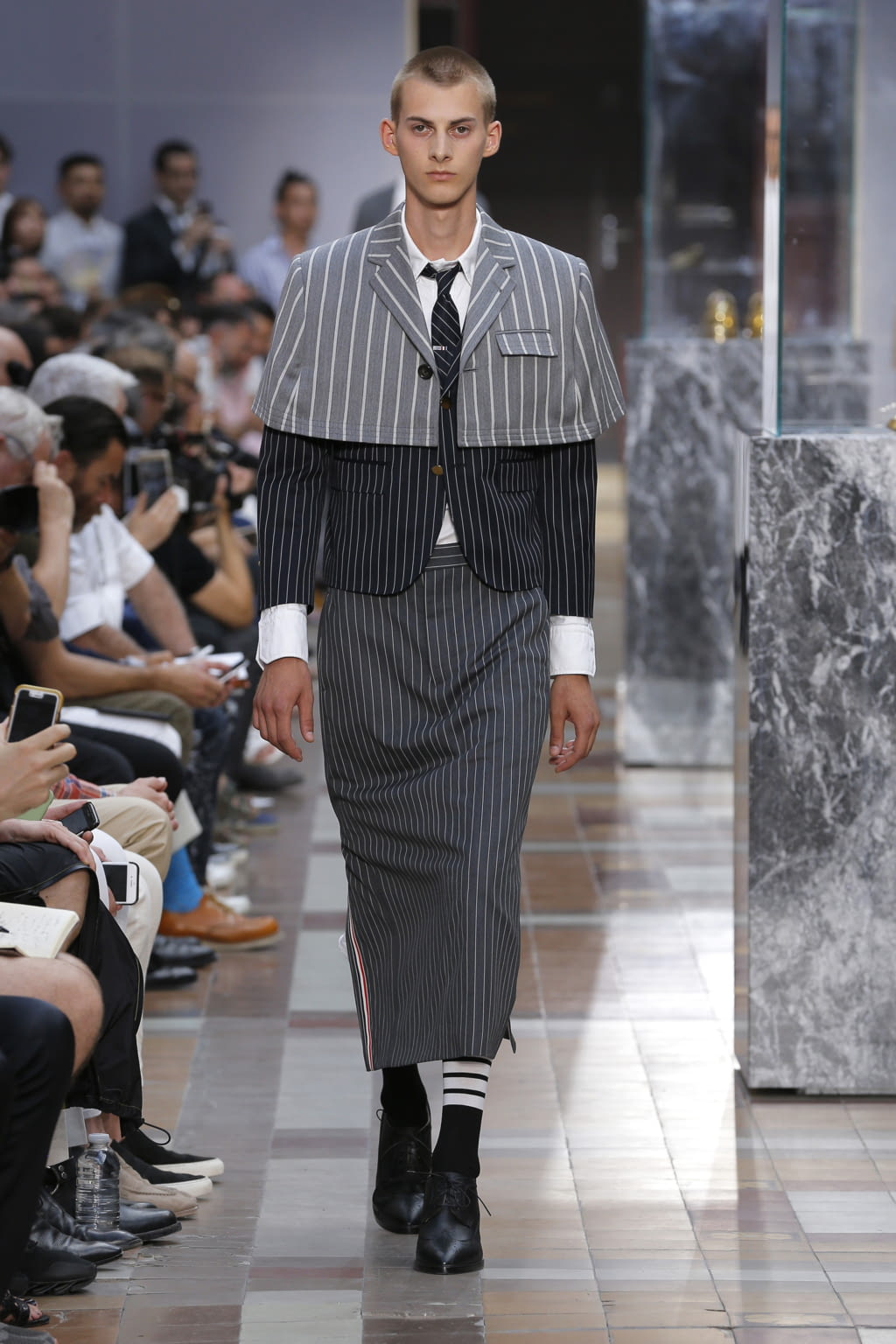 Fashion Week Paris Spring/Summer 2018 look 37 from the Thom Browne collection menswear