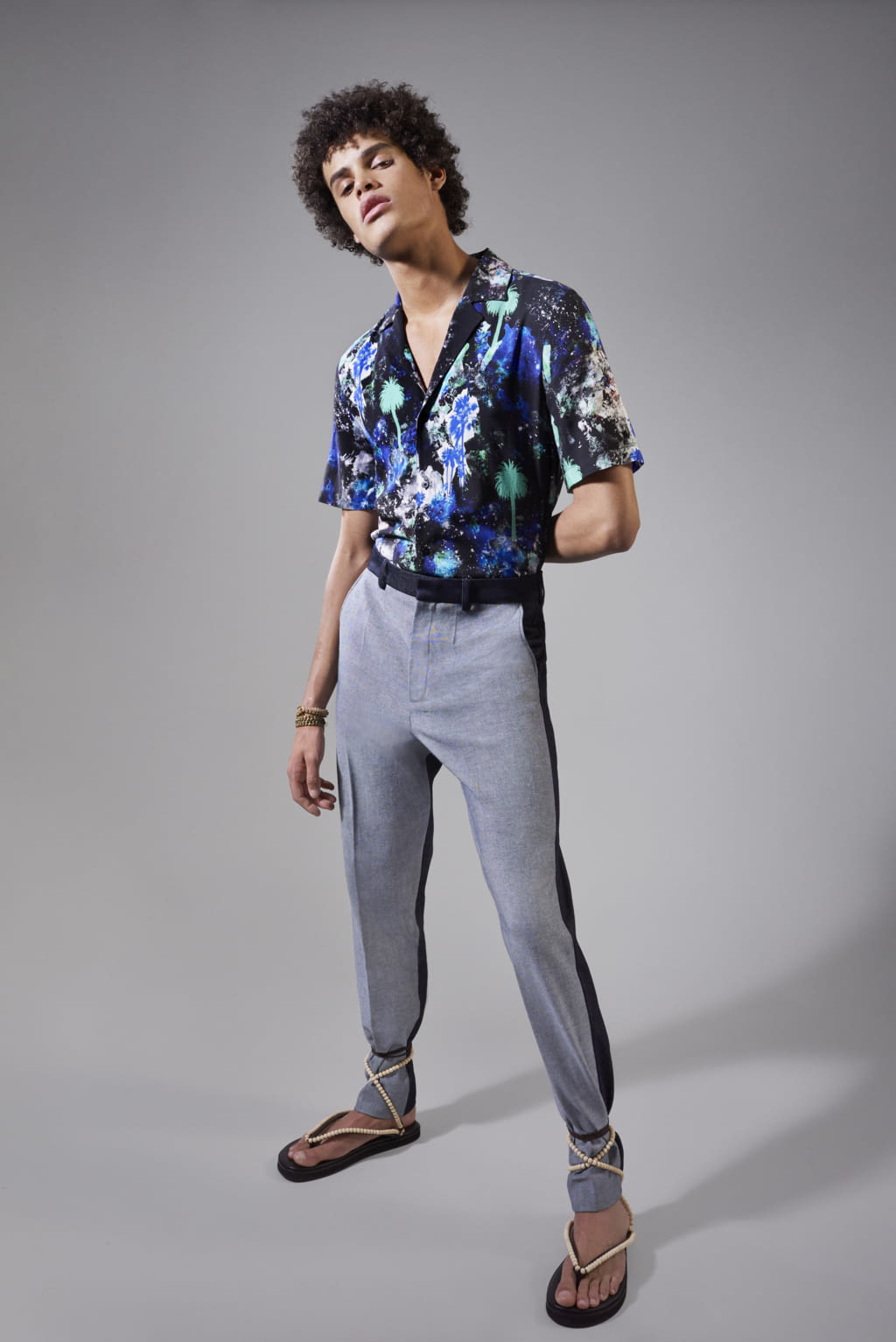 Fashion Week Paris Spring/Summer 2020 look 6 from the M.X PARIS collection 男装