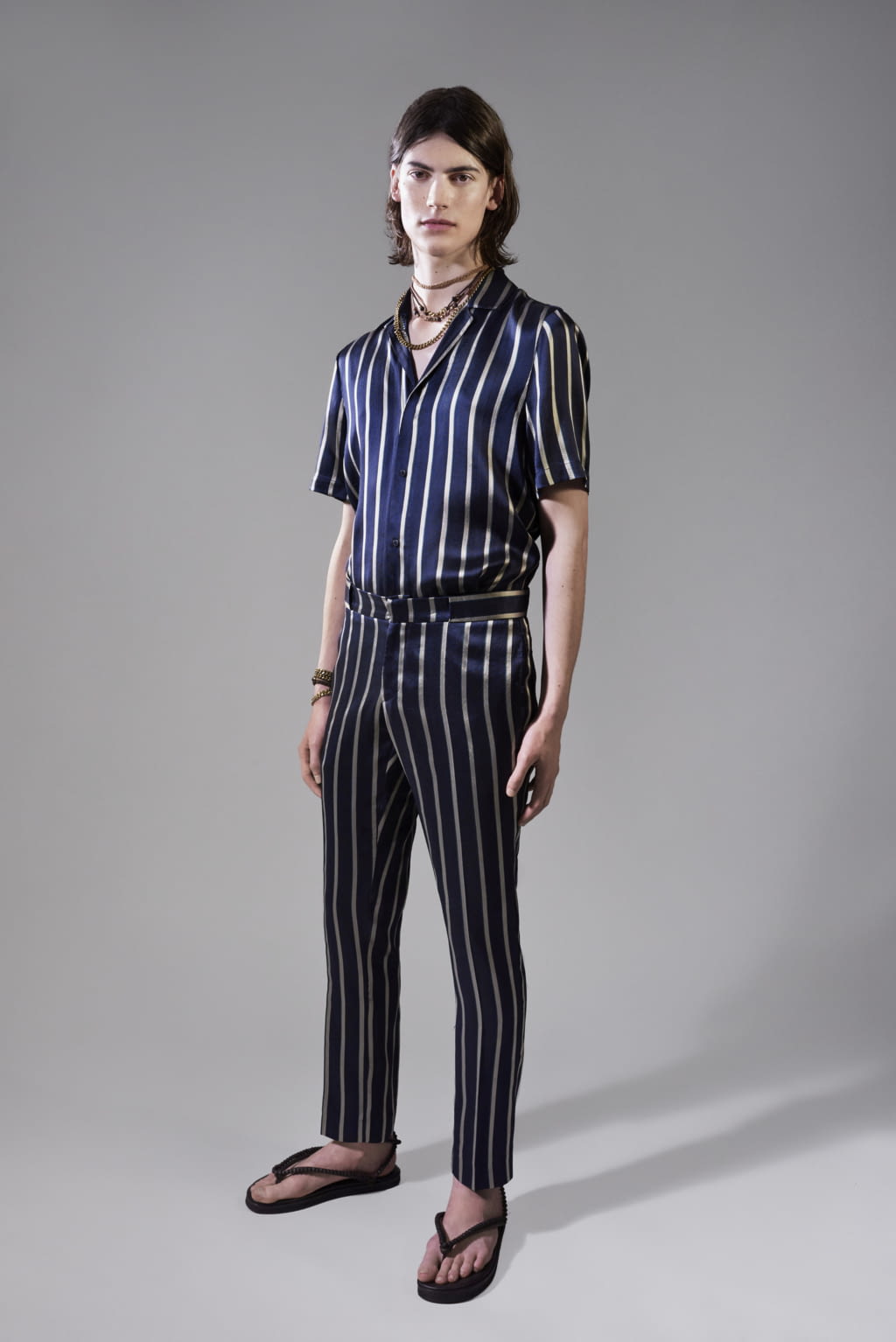 Fashion Week Paris Spring/Summer 2020 look 9 from the M.X PARIS collection 男装