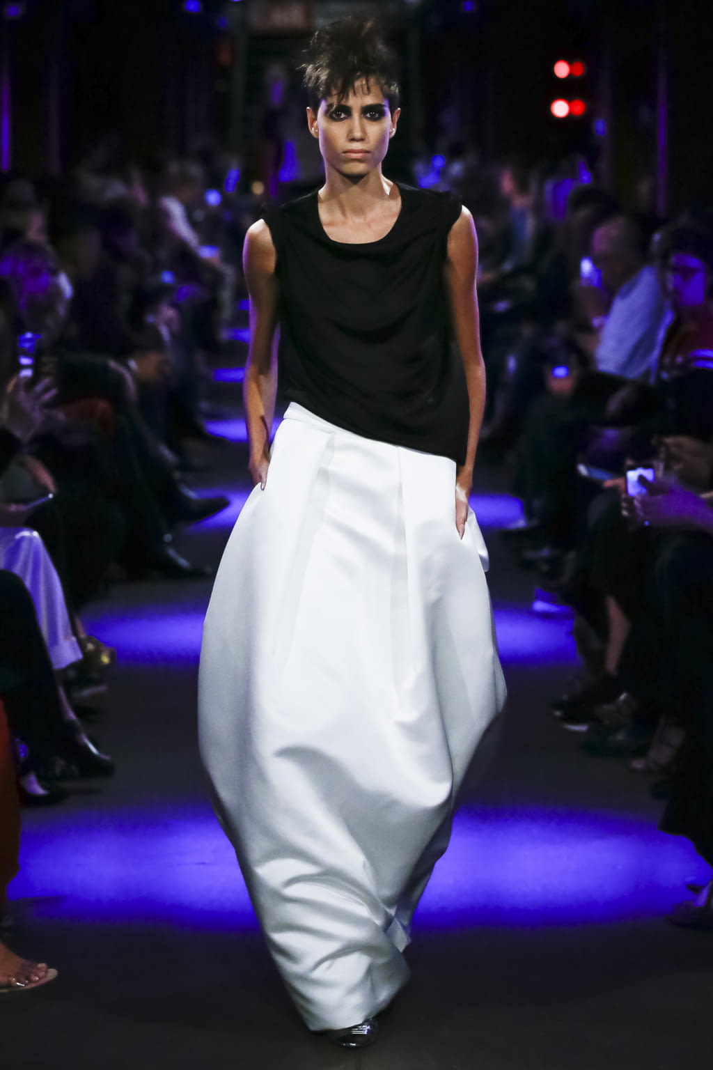Fashion Week New York Spring/Summer 2020 look 1 from the Tom Ford collection womenswear