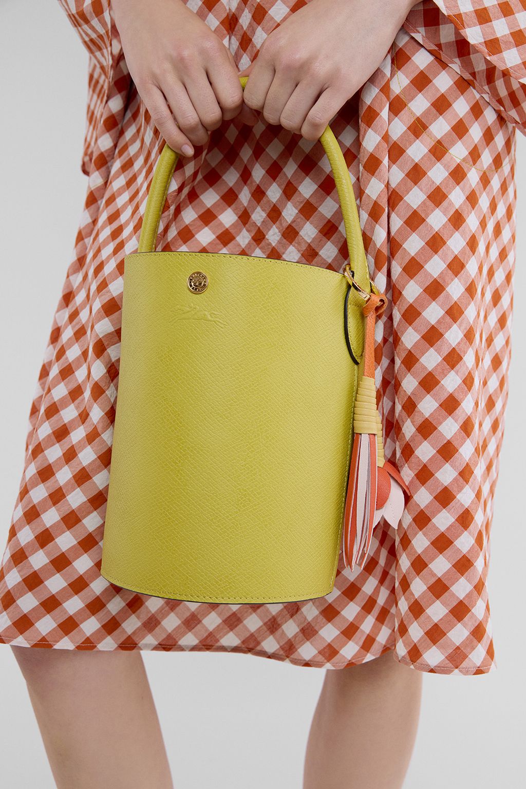 Fashion Week Paris Spring/Summer 2025 look 9 from the Longchamp collection womenswear accessories