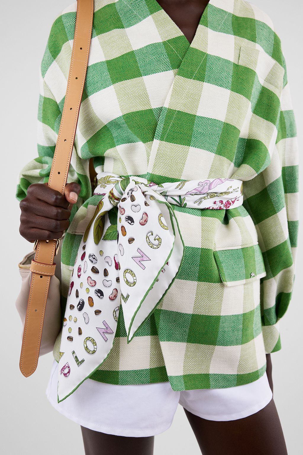 Fashion Week Paris Spring/Summer 2025 look 54 from the Longchamp collection womenswear accessories