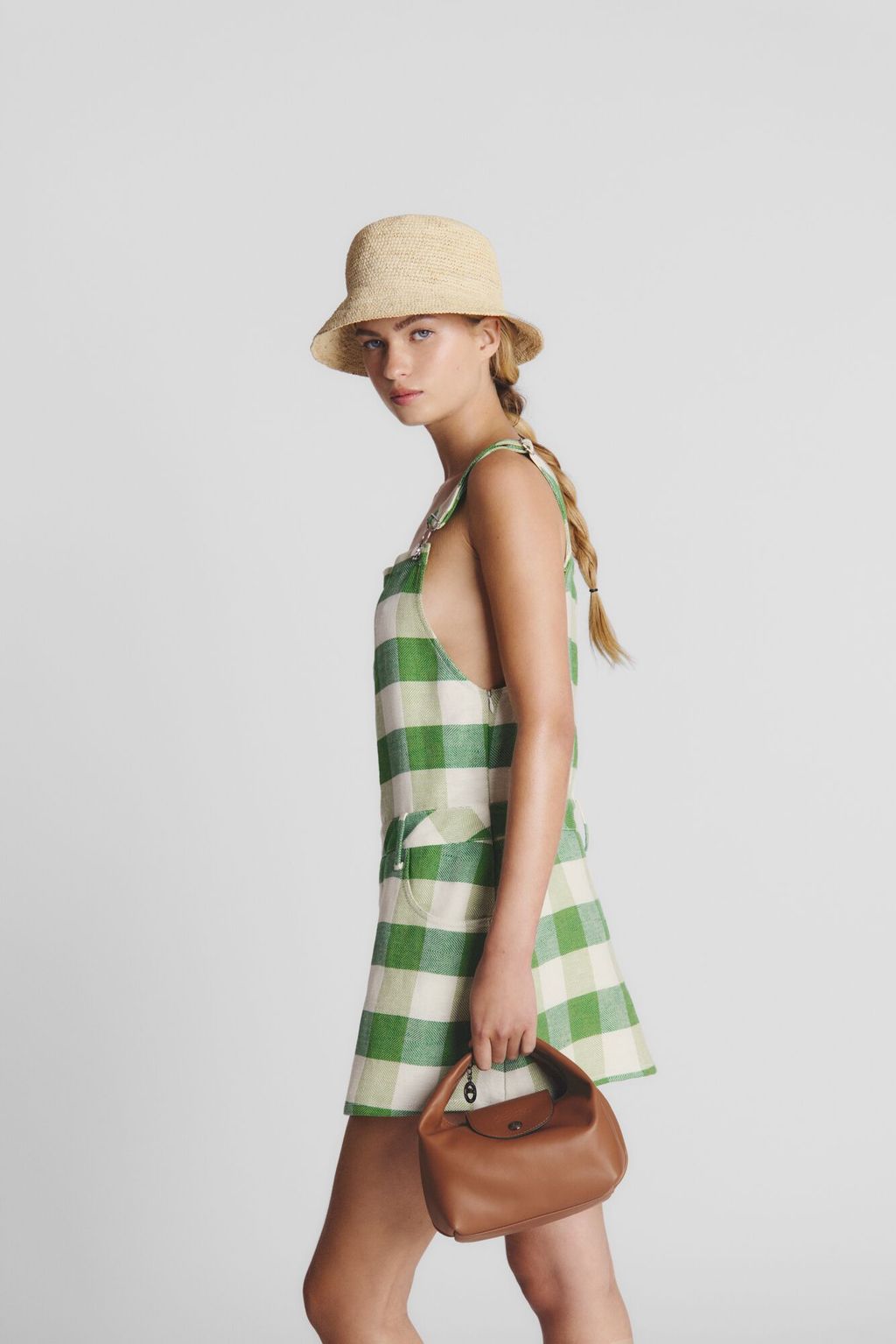 Fashion Week Paris Spring/Summer 2025 look 1 from the Longchamp collection womenswear