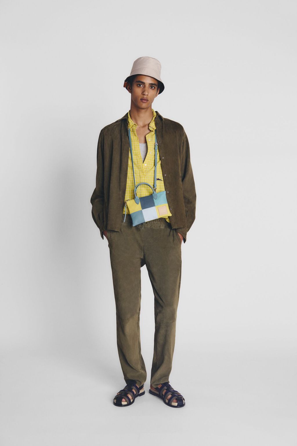 Fashion Week Paris Spring/Summer 2025 look 36 from the Longchamp collection 女装