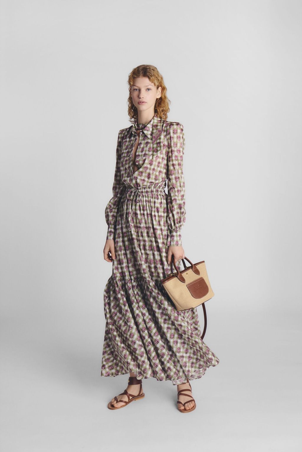 Fashion Week Paris Spring/Summer 2025 look 44 from the Longchamp collection womenswear