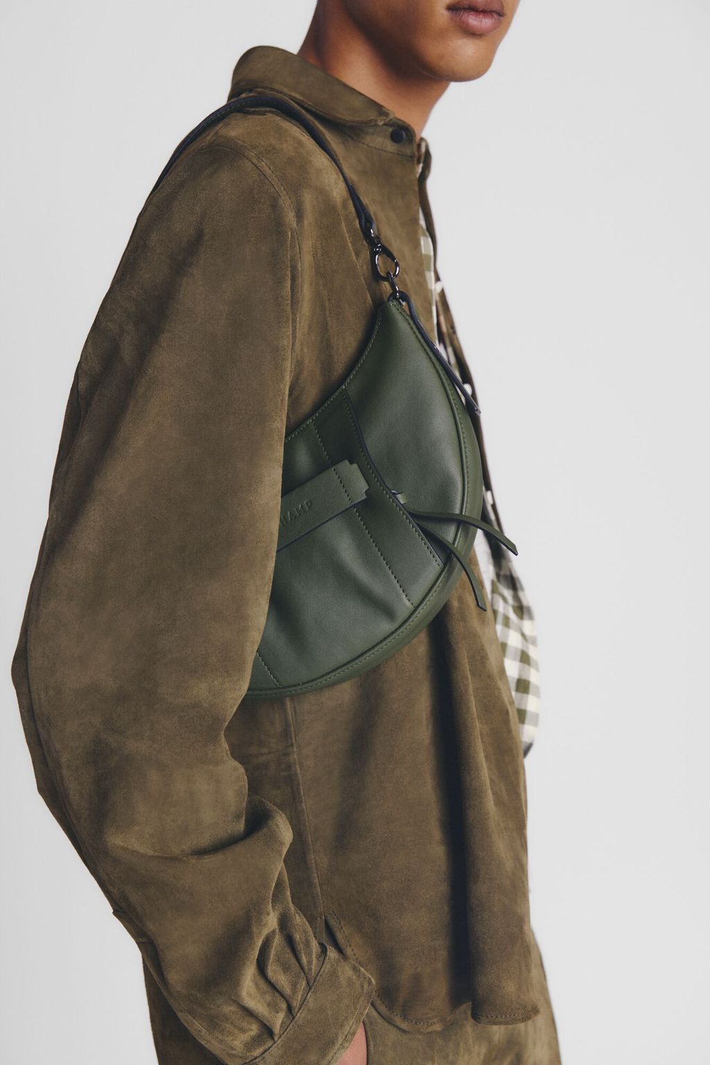 Fashion Week Paris Spring/Summer 2025 look 45 from the Longchamp collection 女装