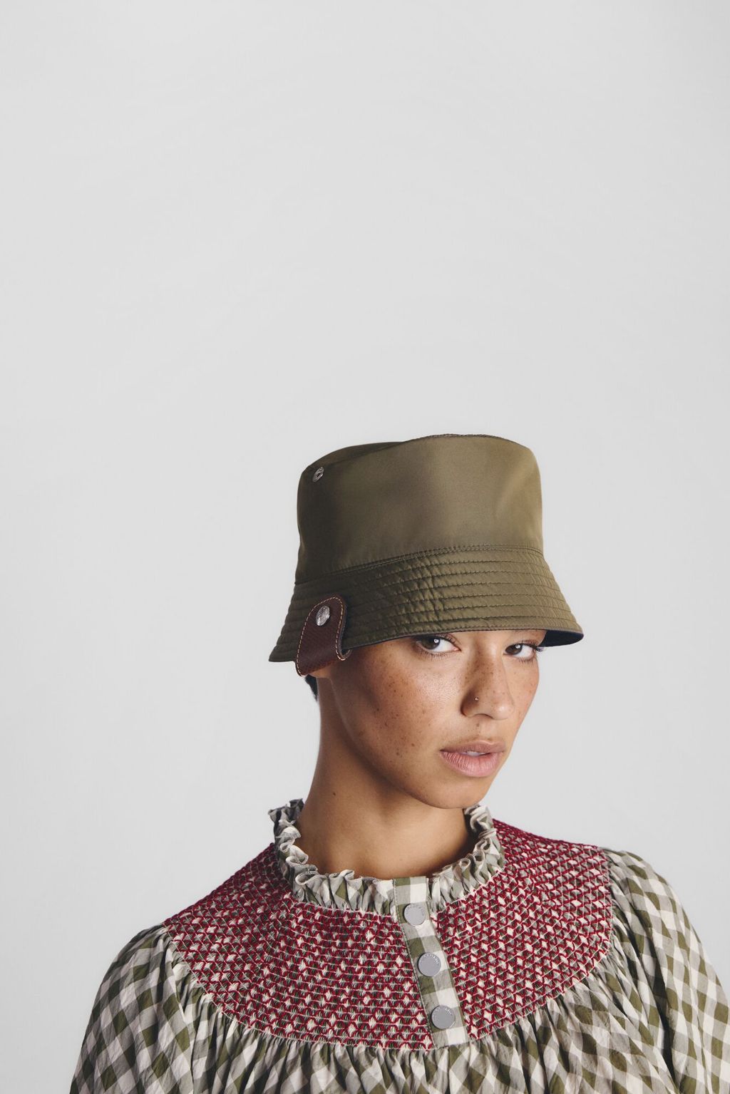 Fashion Week Paris Spring/Summer 2025 look 48 de la collection Longchamp womenswear