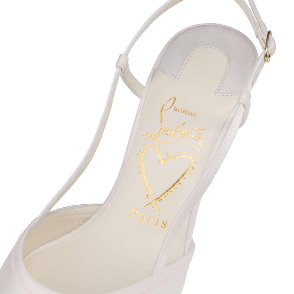 Fashion Week Paris Spring/Summer 2025 look 51 from the Christian Louboutin collection 女装配饰