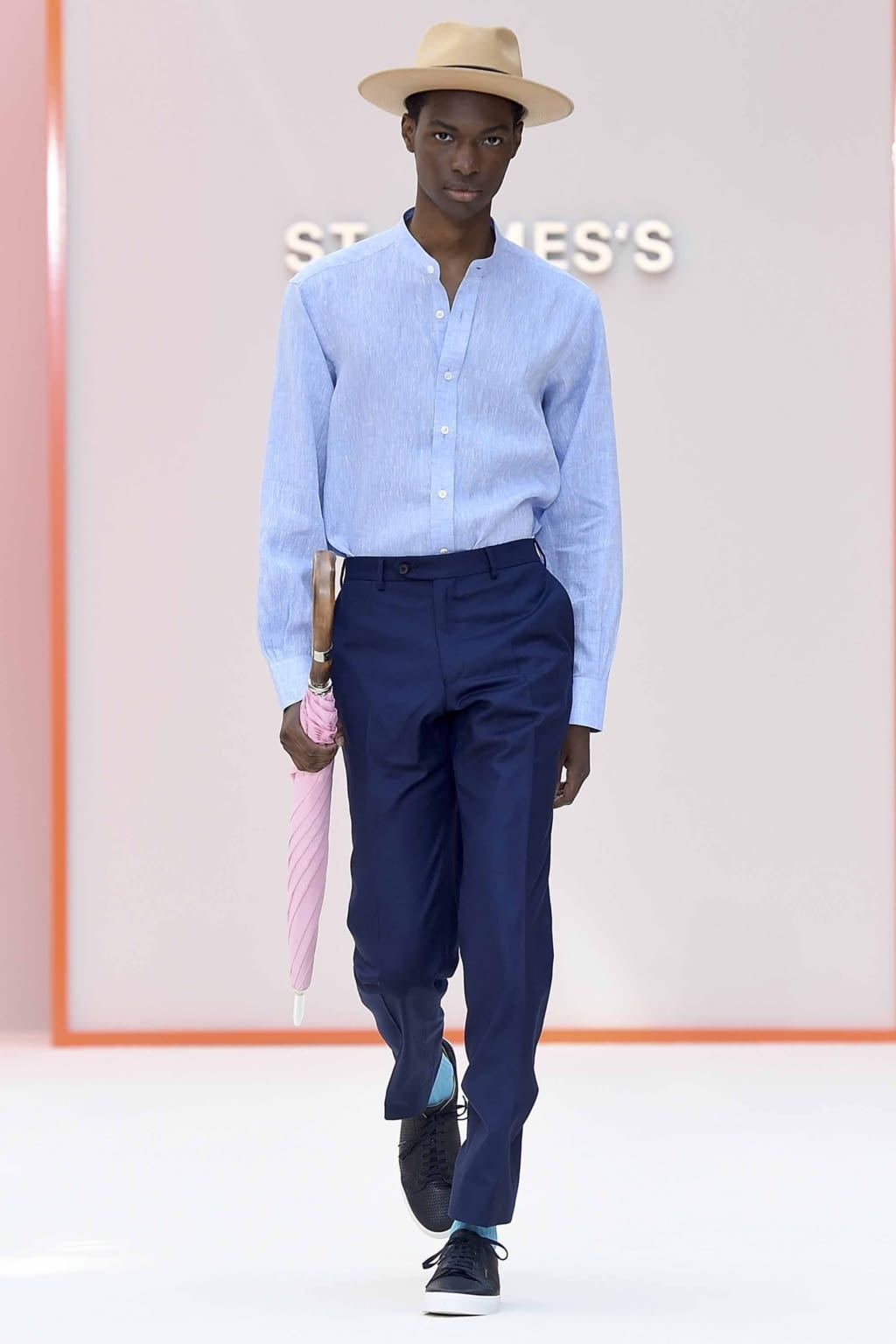 Fashion Week London Spring/Summer 2019 look 17 from the St James collection menswear