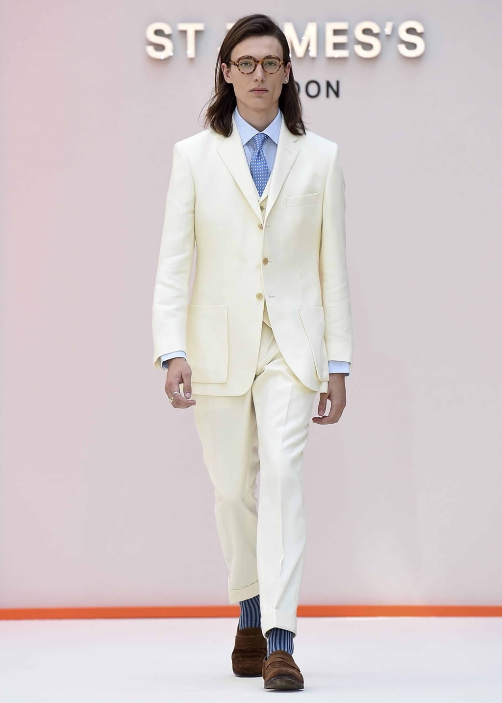 Fashion Week London Spring/Summer 2019 look 20 from the St James collection menswear