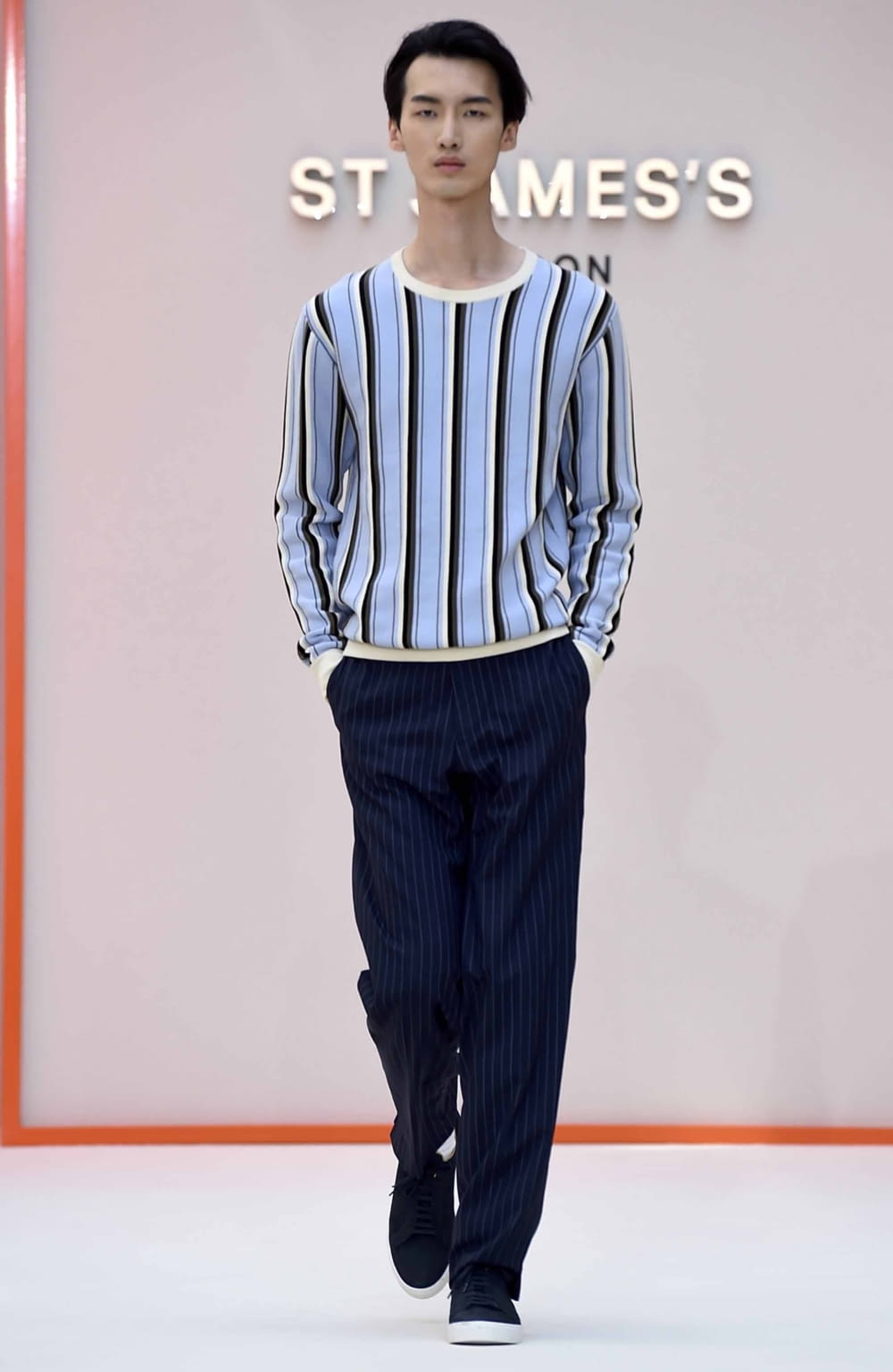 Fashion Week London Spring/Summer 2019 look 24 from the St James collection menswear