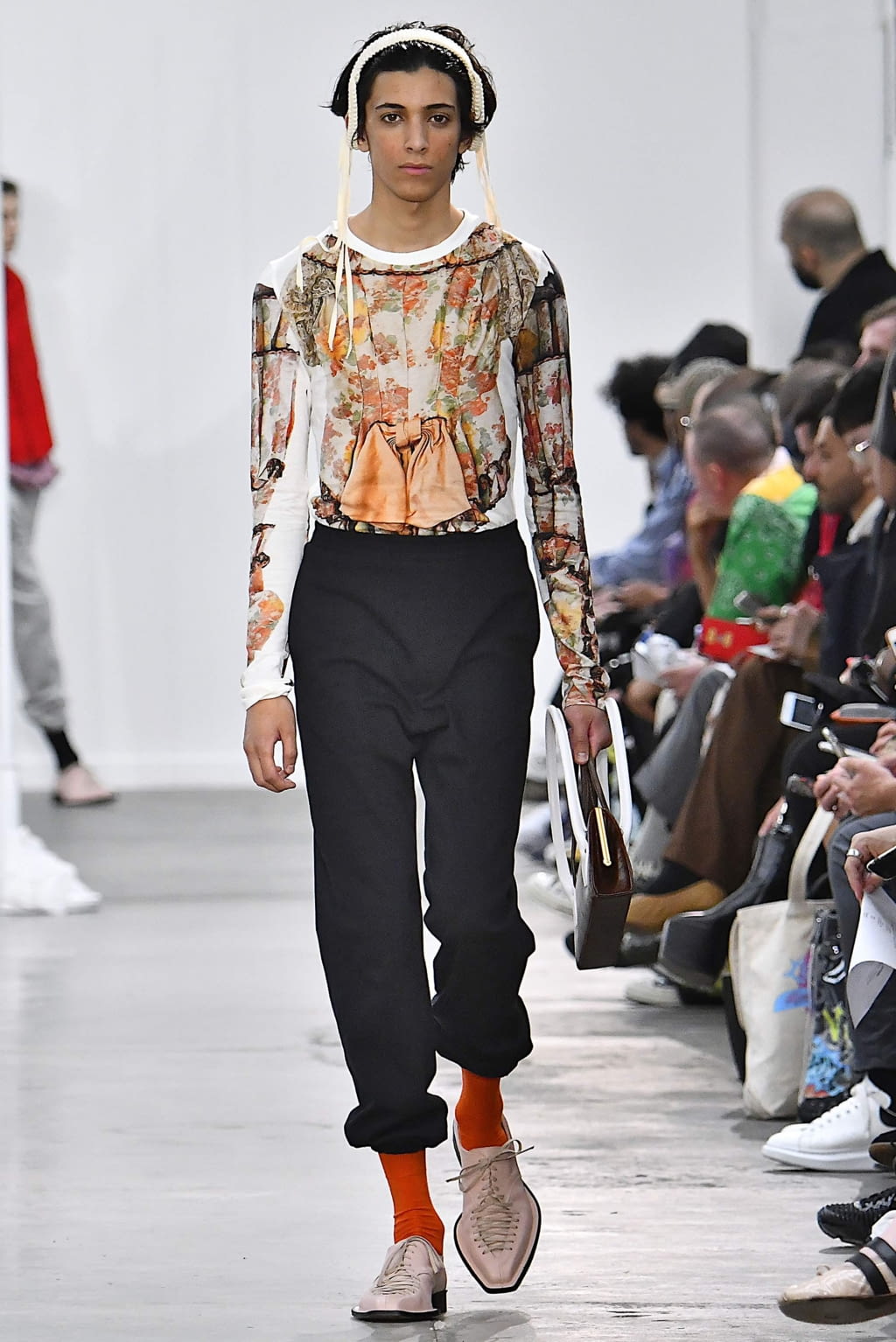 Fashion Week London Spring/Summer 2020 look 8 de la collection Stefan Cooke menswear