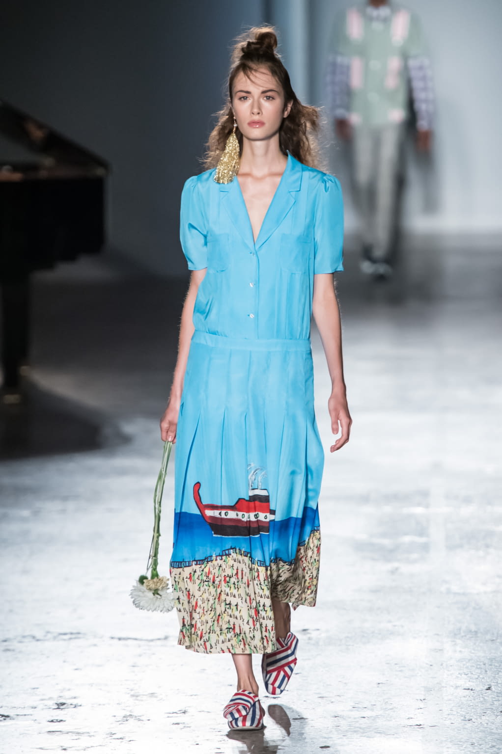 Fashion Week Milan Spring/Summer 2017 look 19 from the Stella Jean collection womenswear
