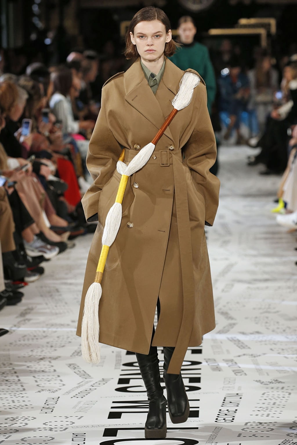 Fashion Week Paris Fall/Winter 2019 look 35 from the Stella McCartney collection womenswear