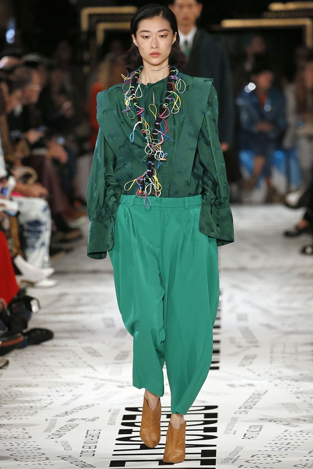 Fashion Week Paris Fall/Winter 2019 look 39 from the Stella McCartney collection womenswear