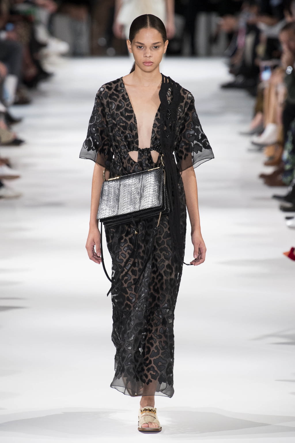 Fashion Week Paris Spring/Summer 2018 look 4 de la collection Stella McCartney womenswear