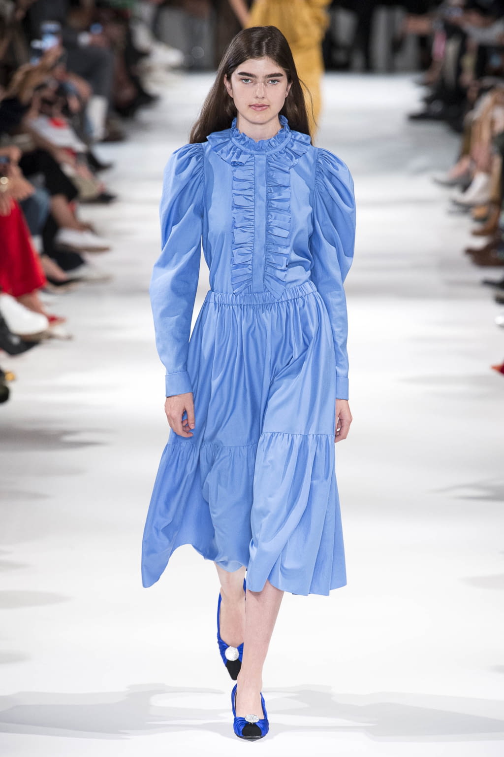 Fashion Week Paris Spring/Summer 2018 look 6 from the Stella McCartney collection womenswear