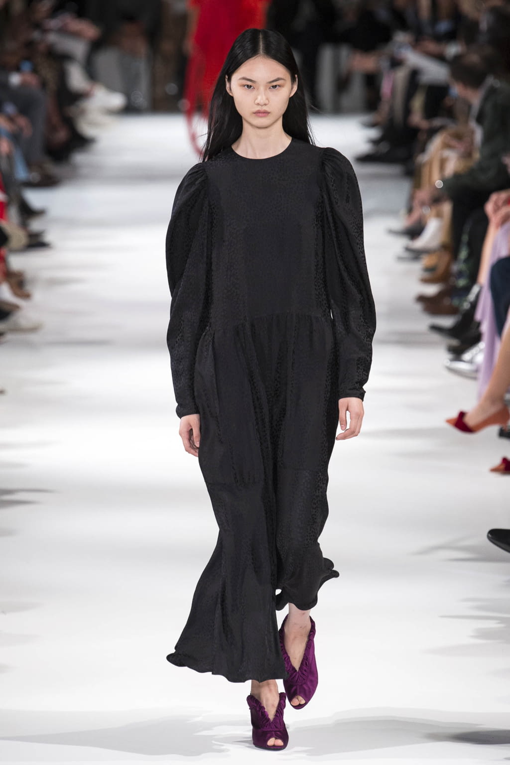 Fashion Week Paris Spring/Summer 2018 look 14 from the Stella McCartney collection 女装