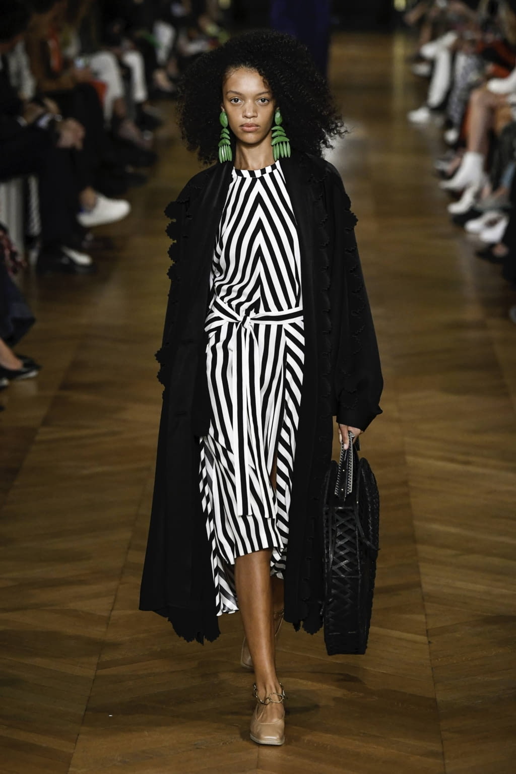 Fashion Week Paris Spring/Summer 2020 look 9 from the Stella McCartney collection womenswear