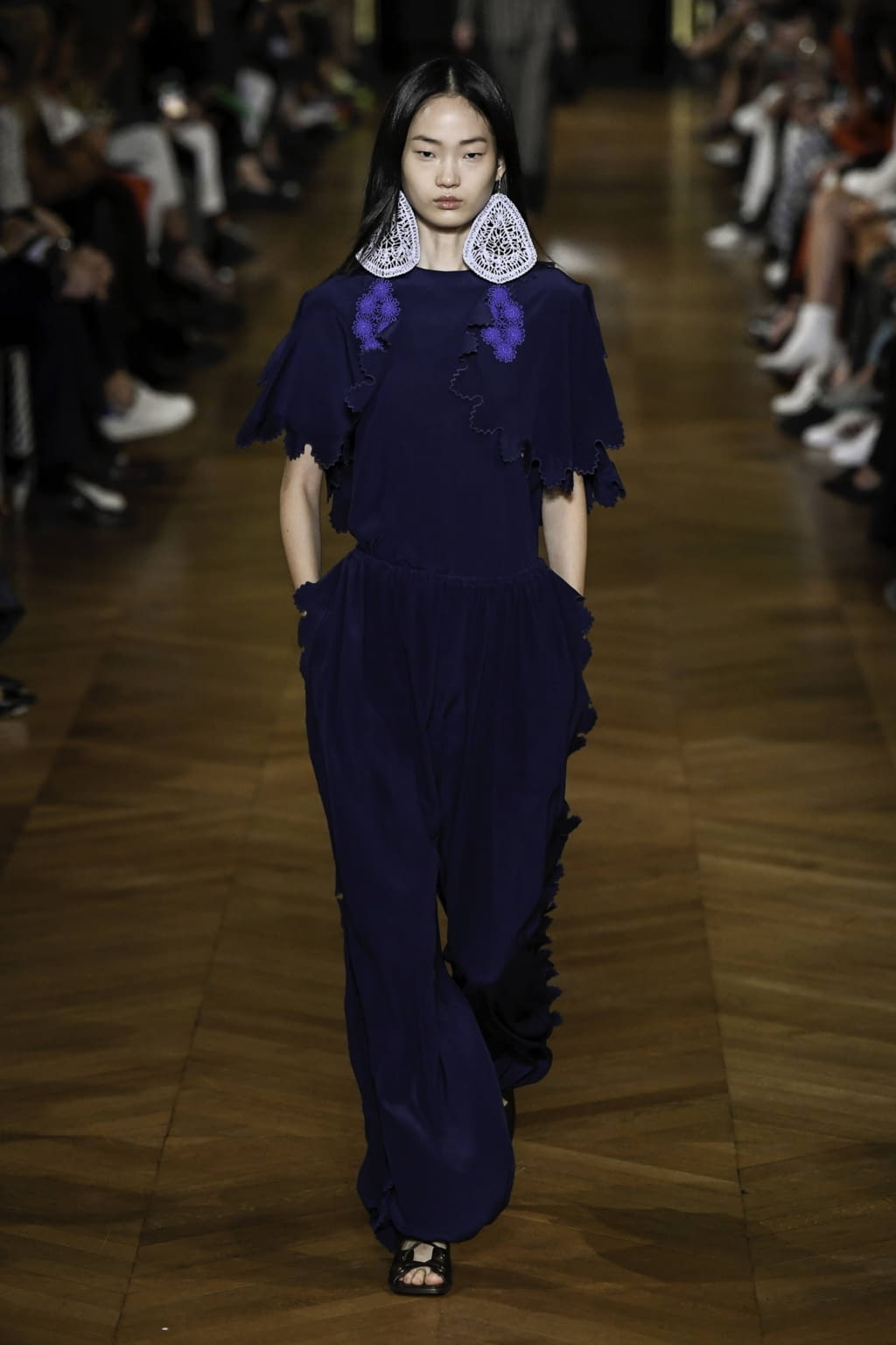 Fashion Week Paris Spring/Summer 2020 look 10 from the Stella McCartney collection womenswear