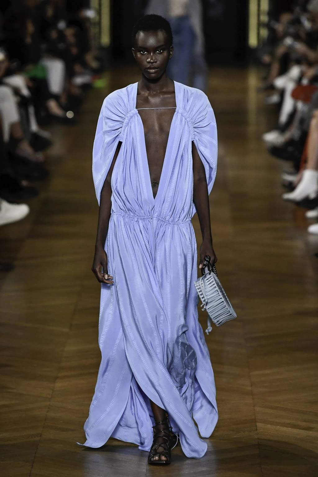 Fashion Week Paris Spring/Summer 2020 look 34 from the Stella McCartney collection 女装