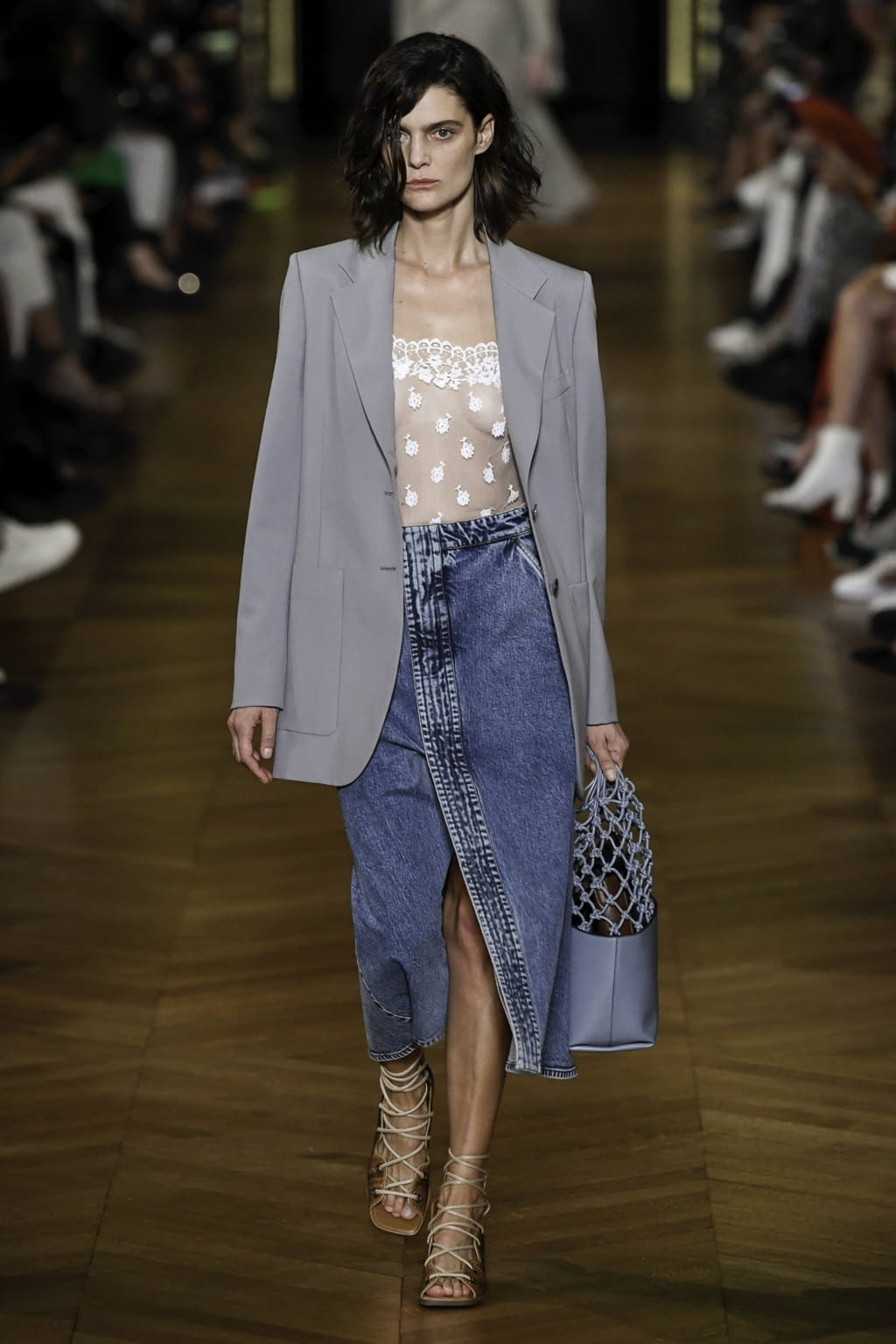 Fashion Week Paris Spring/Summer 2020 look 35 from the Stella McCartney collection 女装