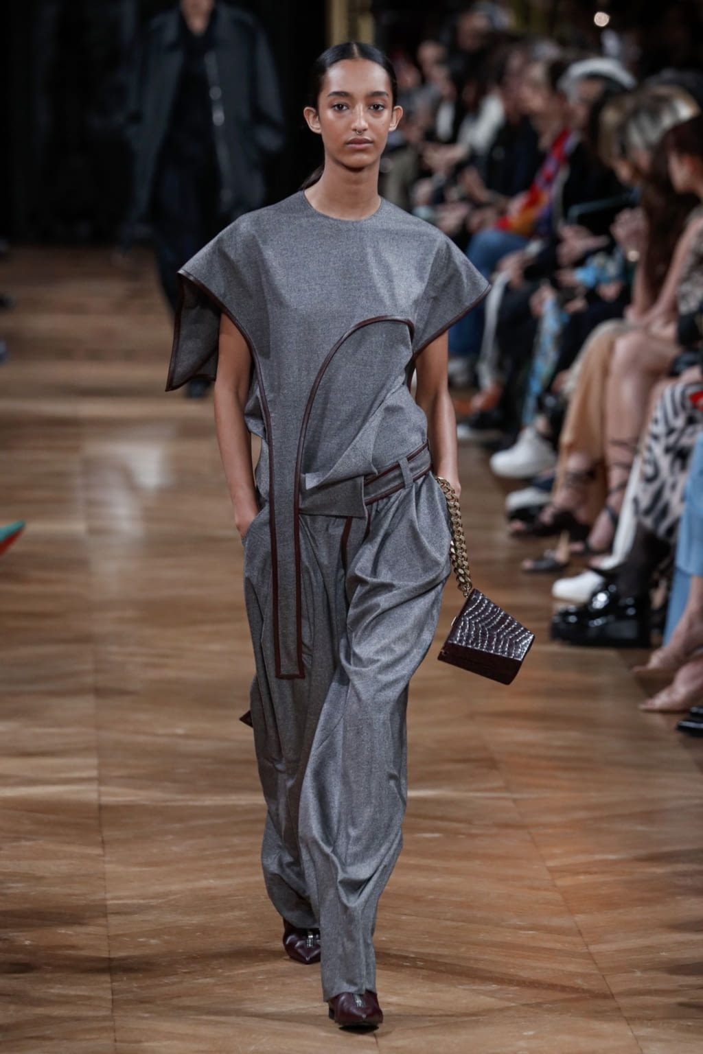 Fashion Week Paris Fall/Winter 2020 look 9 de la collection Stella McCartney womenswear