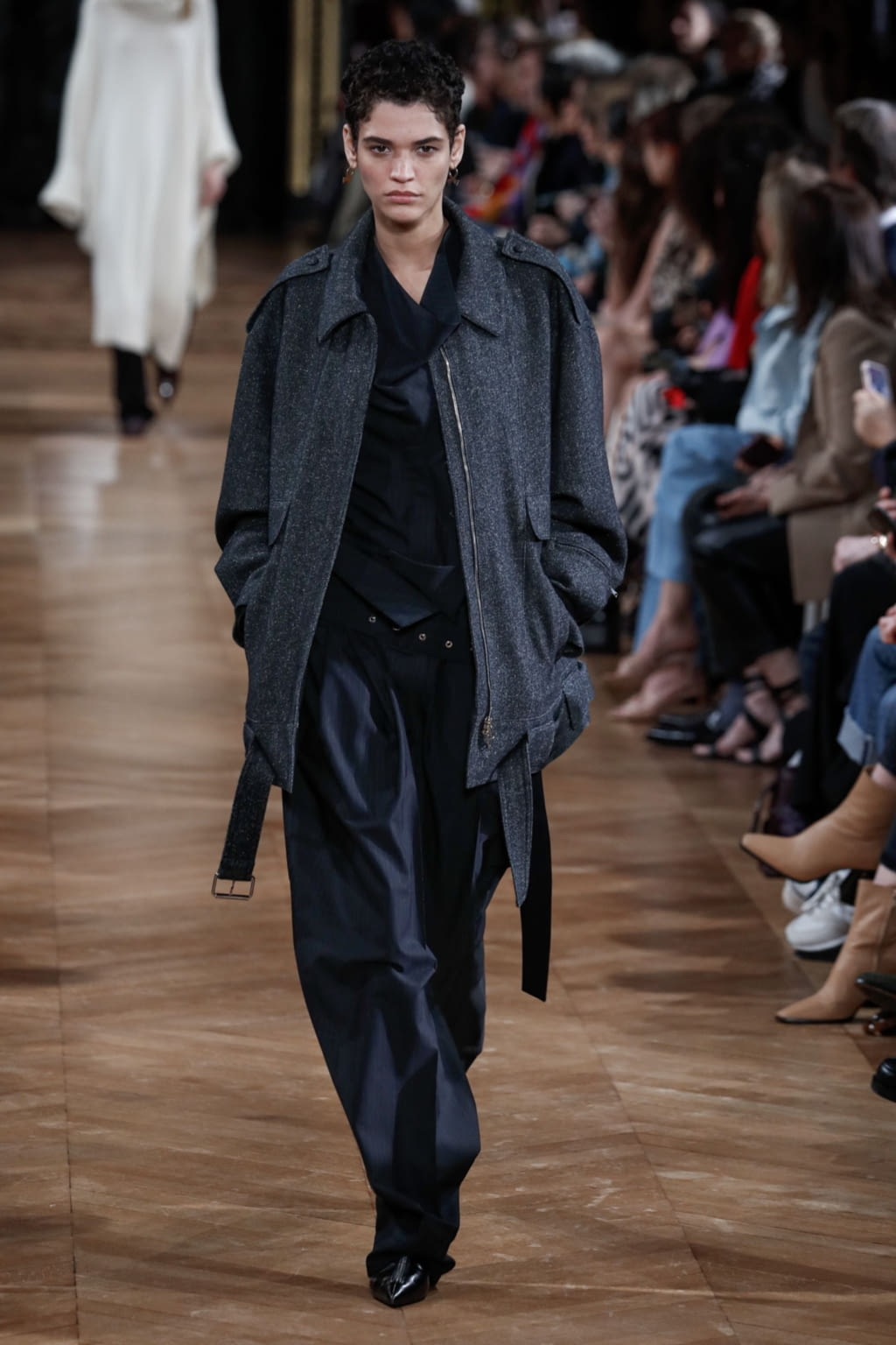 Fashion Week Paris Fall/Winter 2020 look 10 de la collection Stella McCartney womenswear