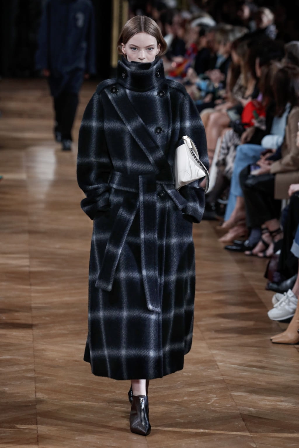 Fashion Week Paris Fall/Winter 2020 look 19 from the Stella McCartney collection womenswear