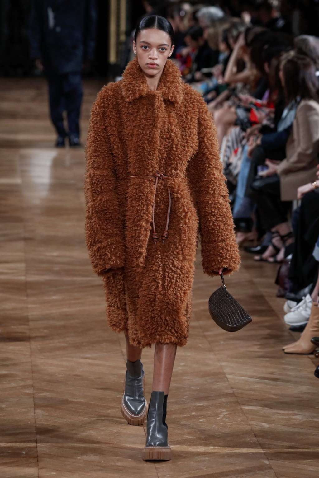 Fashion Week Paris Fall/Winter 2020 look 29 from the Stella McCartney collection womenswear