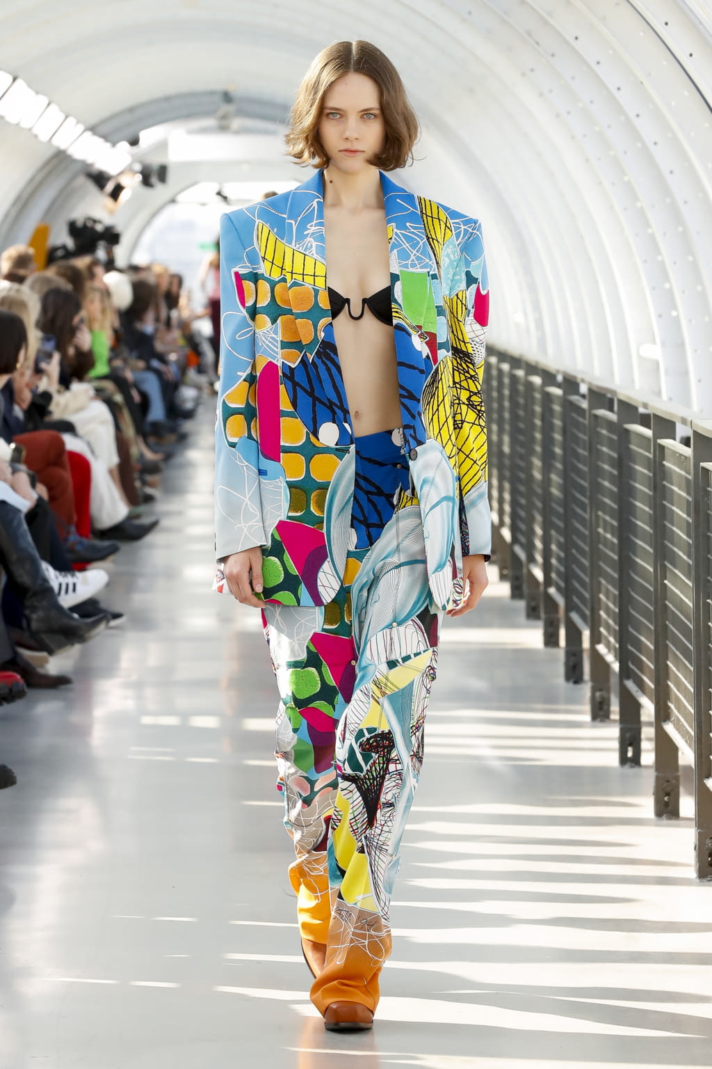 Fashion Week Paris Fall/Winter 2022 look 30 from the Stella McCartney collection womenswear