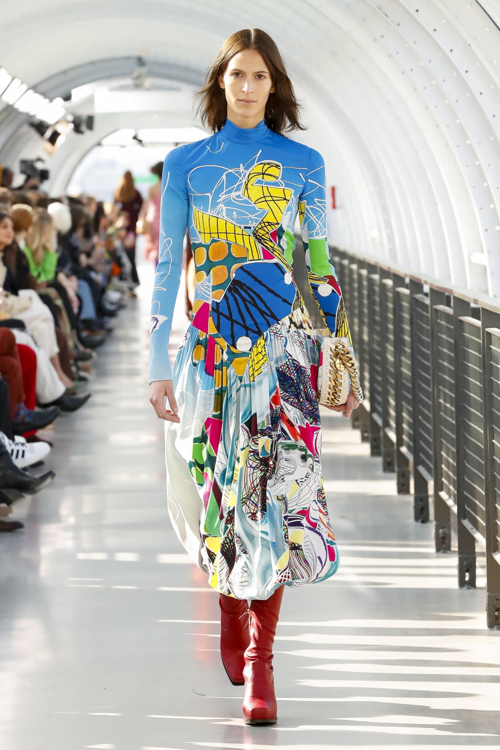 Fashion Week Paris Fall/Winter 2022 look 33 from the Stella McCartney collection womenswear