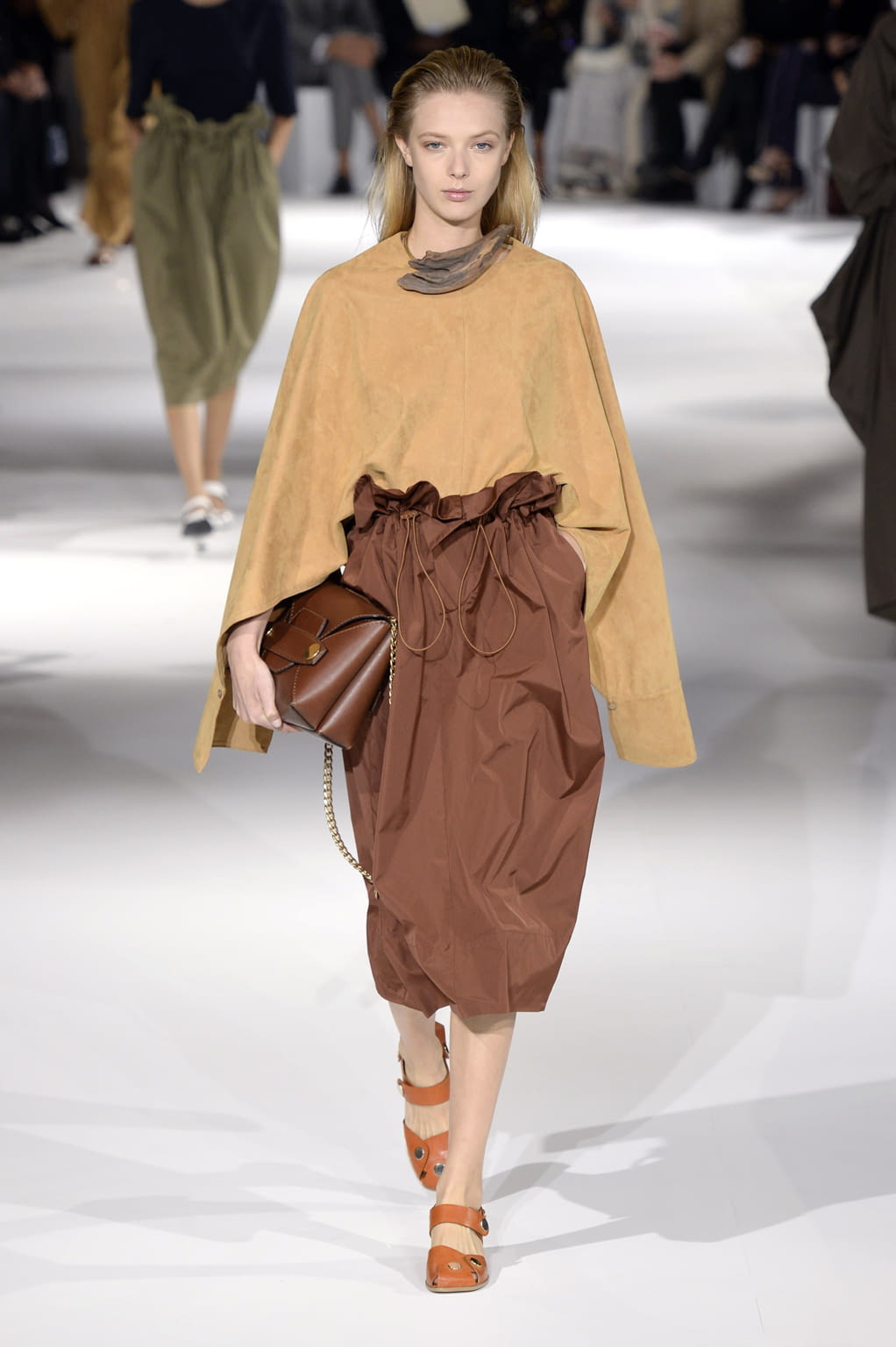 Fashion Week Paris Spring/Summer 2017 look 9 de la collection Stella McCartney womenswear