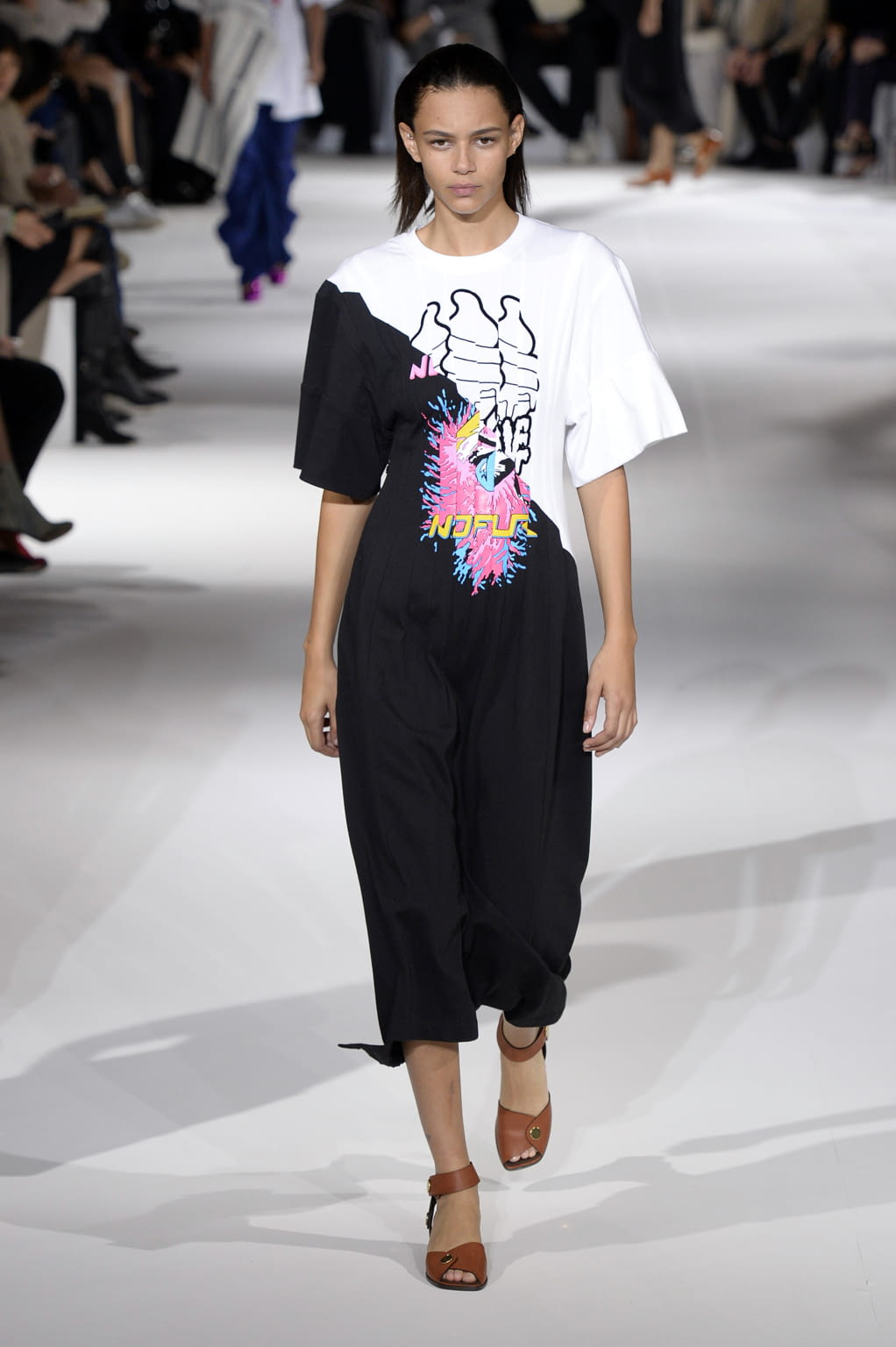 Fashion Week Paris Spring/Summer 2017 look 29 de la collection Stella McCartney womenswear
