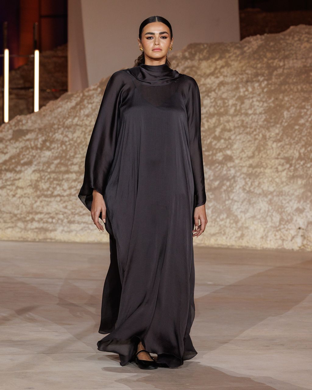 Fashion Week Paris Spring/Summer 2024 look 18 de la collection Abadia - Saudi 100 womenswear