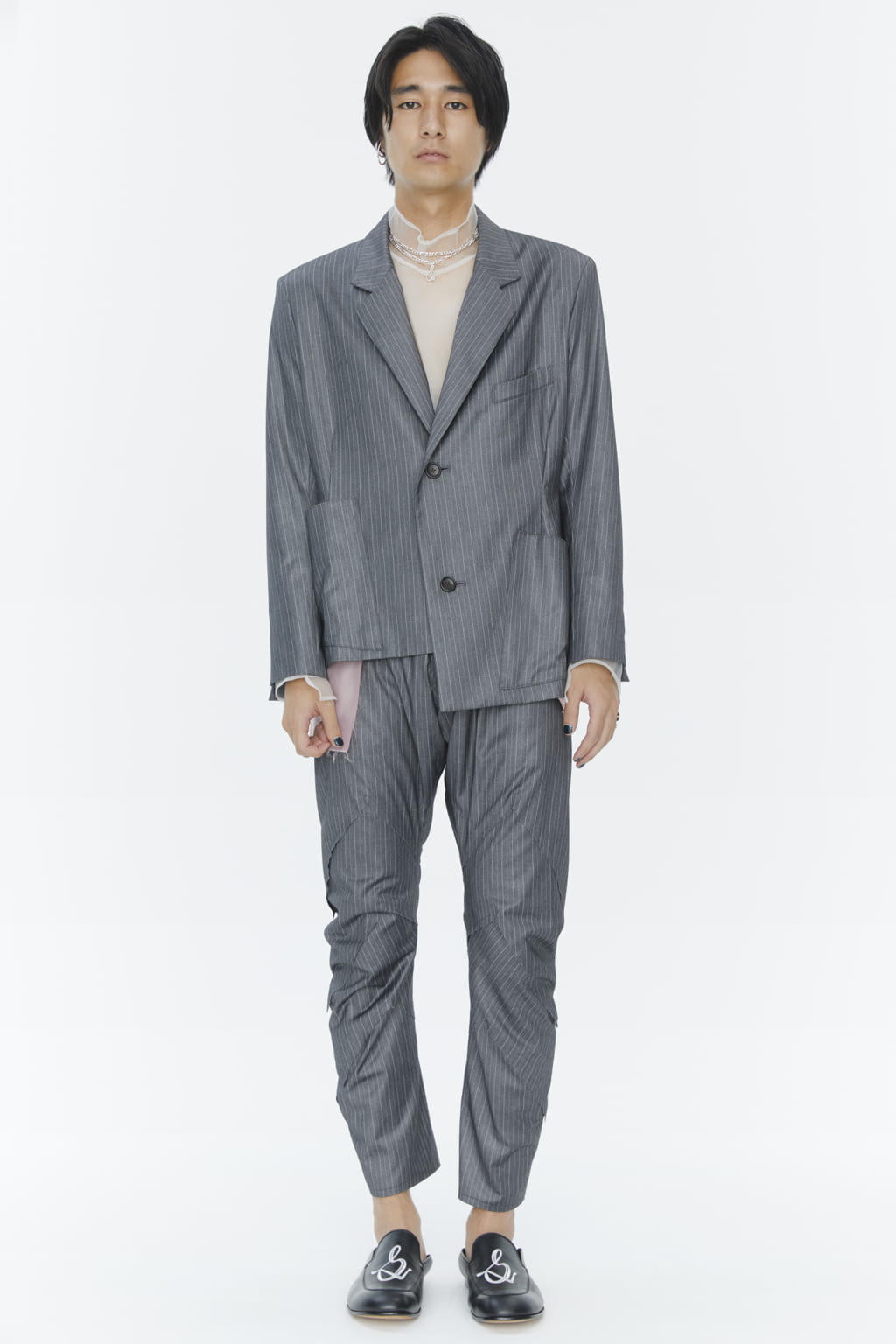 Fashion Week Paris Spring/Summer 2021 look 11 from the Sulvam collection menswear